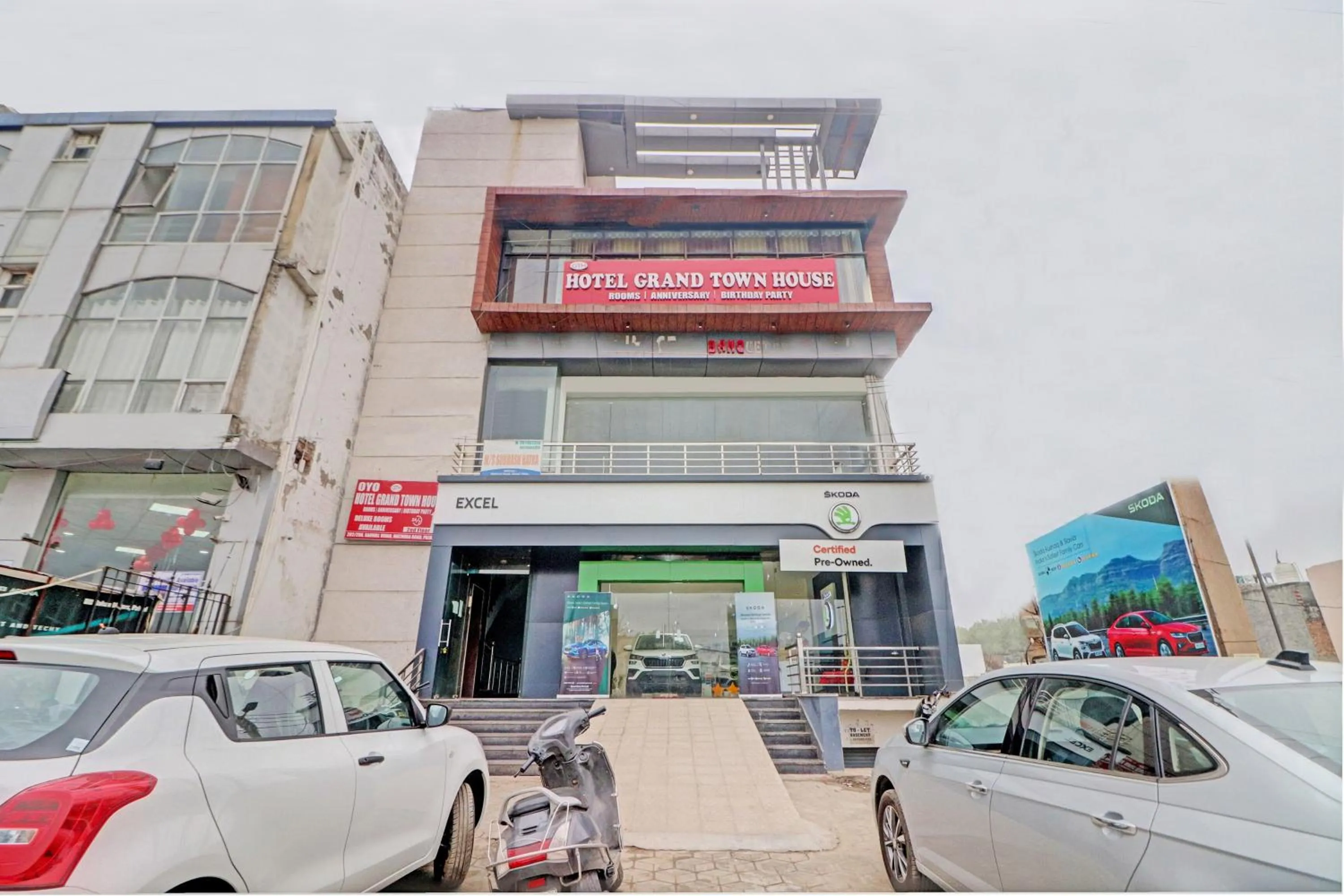 Facade/entrance in Grand Townhouse