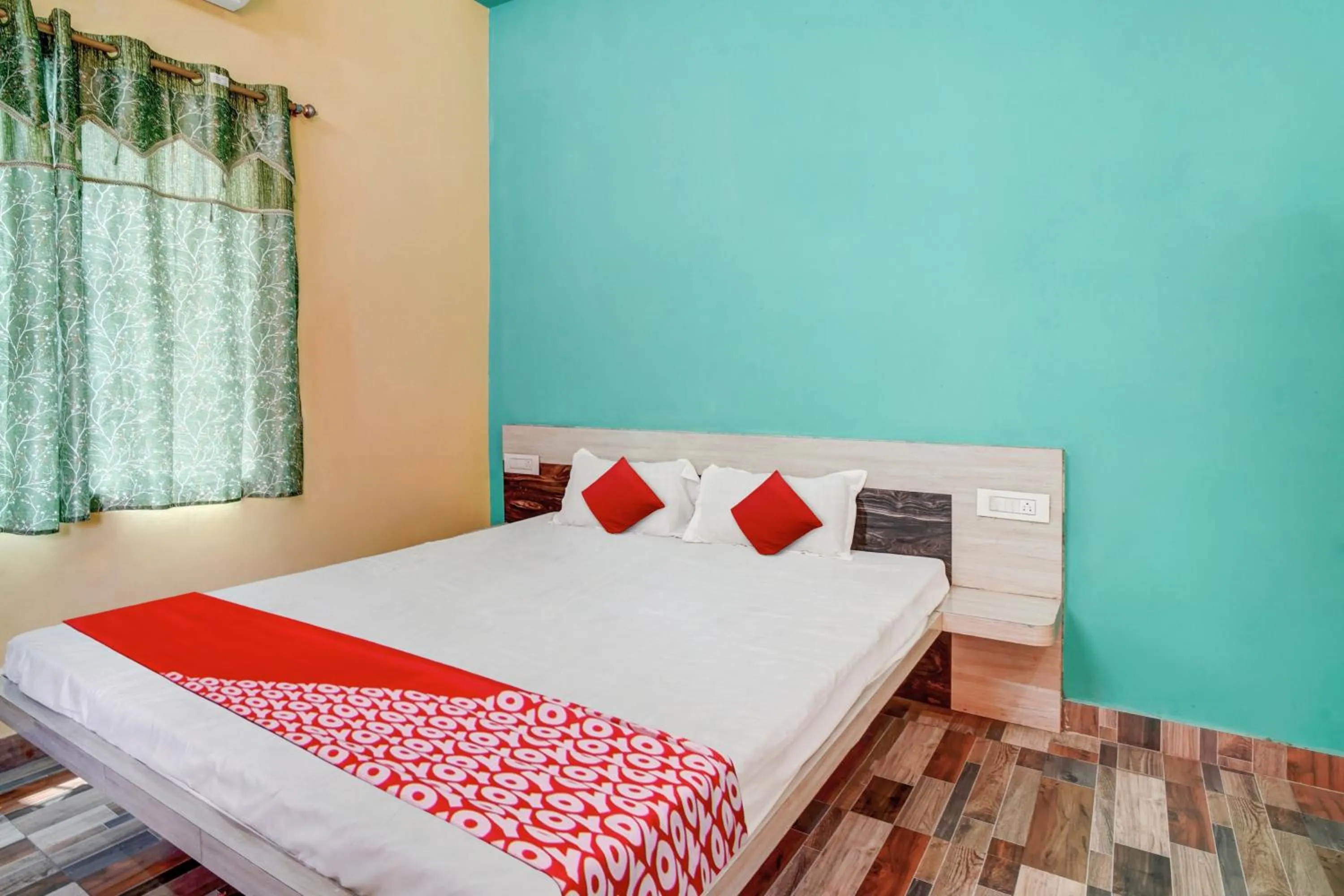 Facade/entrance in Hotel O Siddhi Vinayak