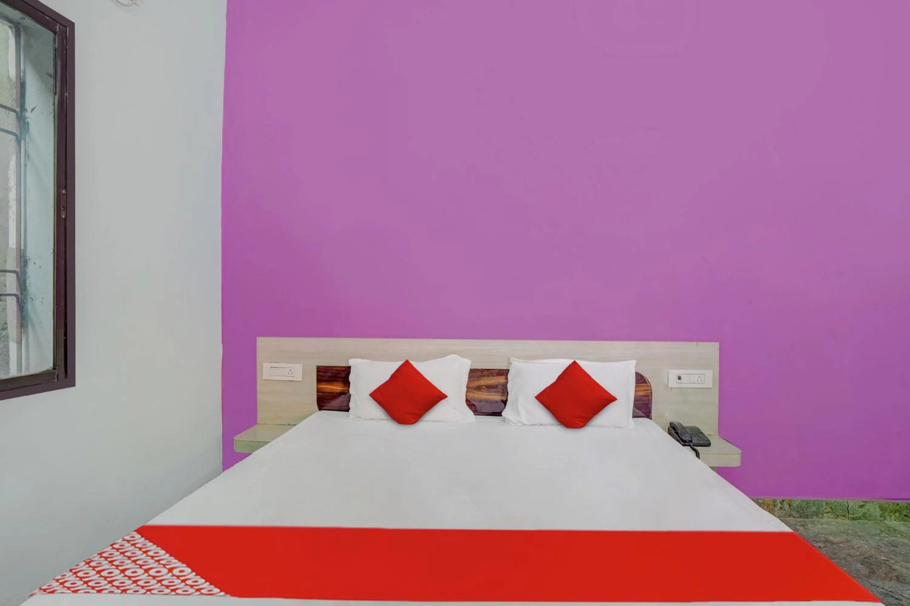 Bedroom, Bed in Hotel O Siddhi Vinayak