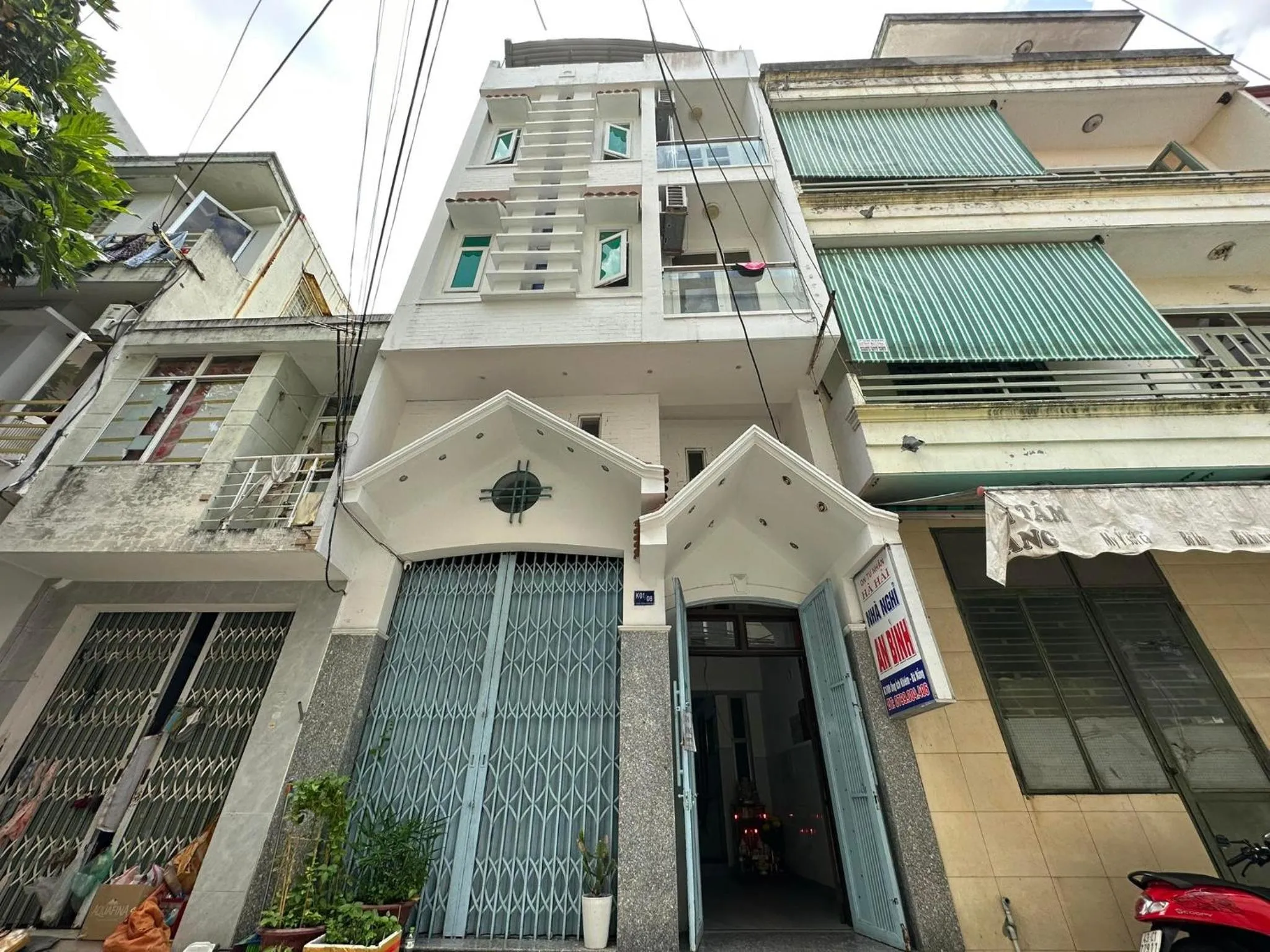 Facade/entrance in OYO 1182 An Binh Motel