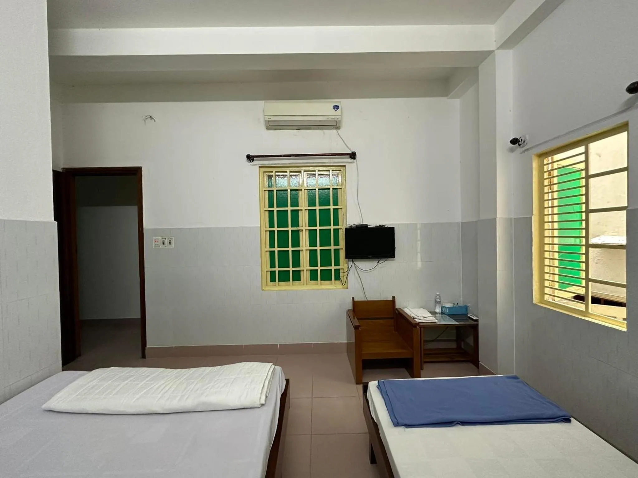 Bedroom, Bed in OYO 1182 An Binh Motel