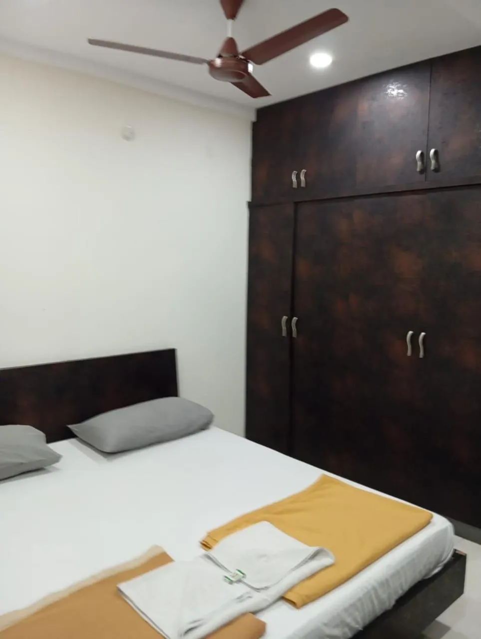 Bed in Arjuna Luxury Rooms