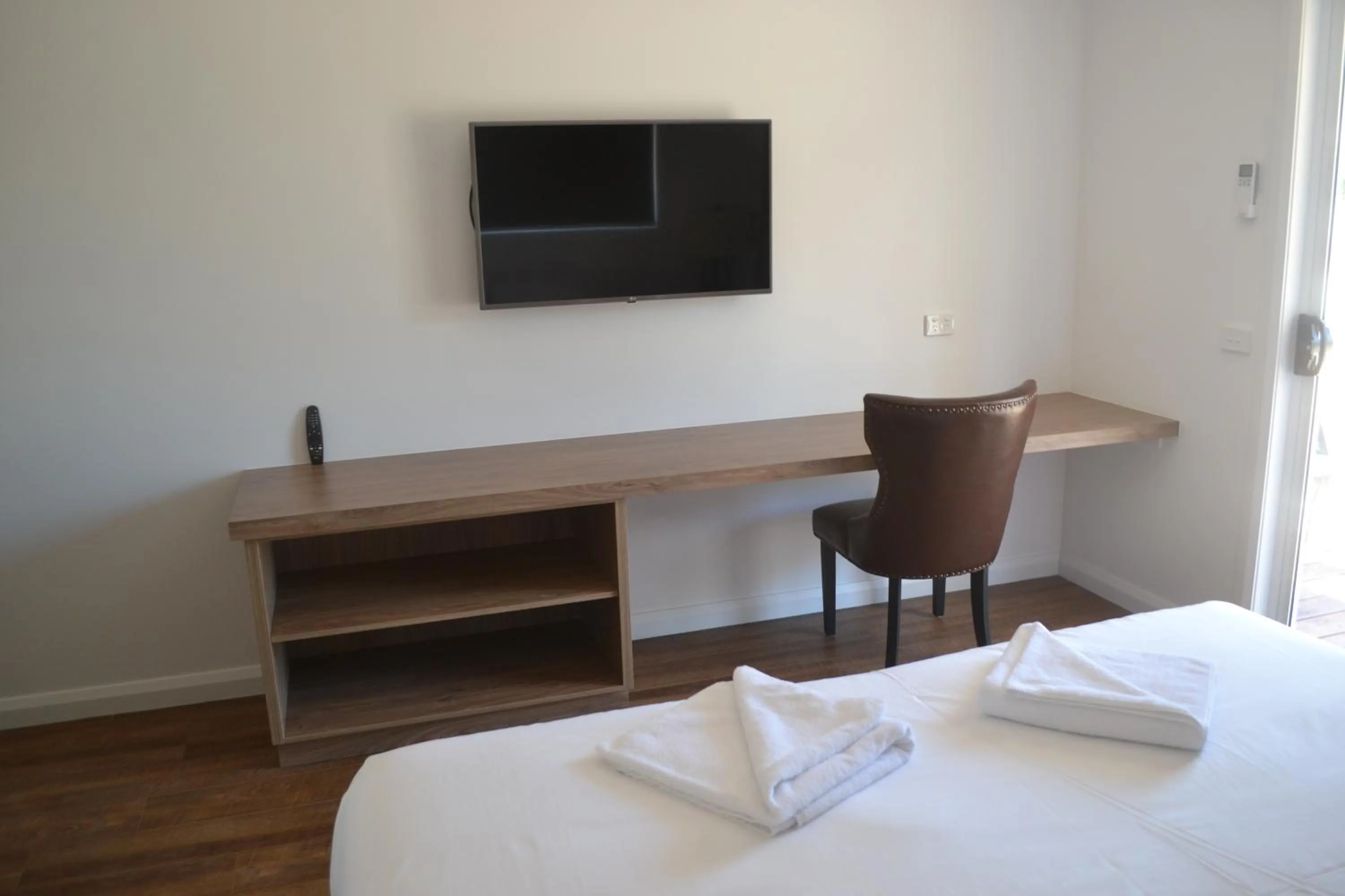 Bed in Yarrawonga Holiday Park