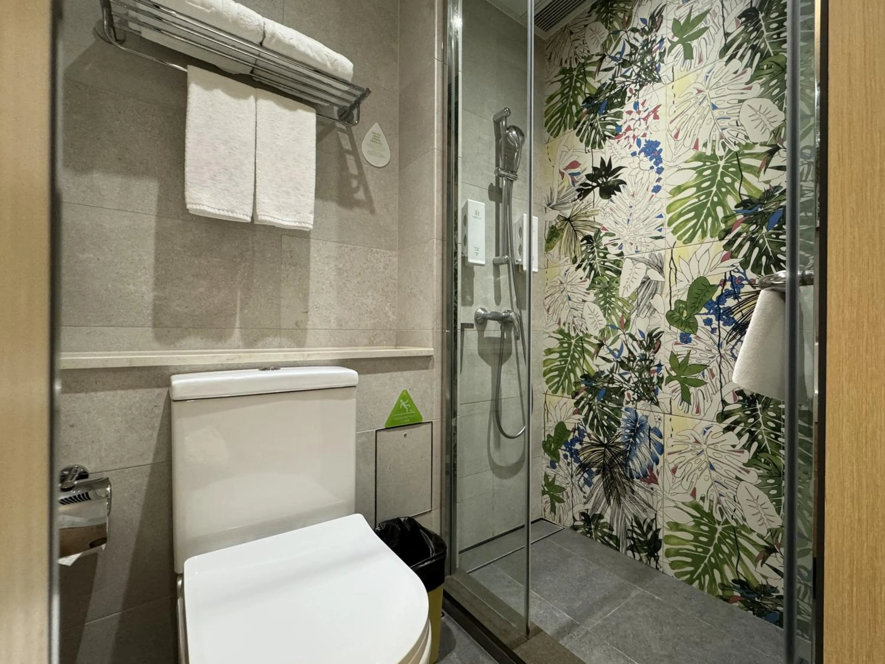 Bathroom in Hotel YX Lai Chi Kok