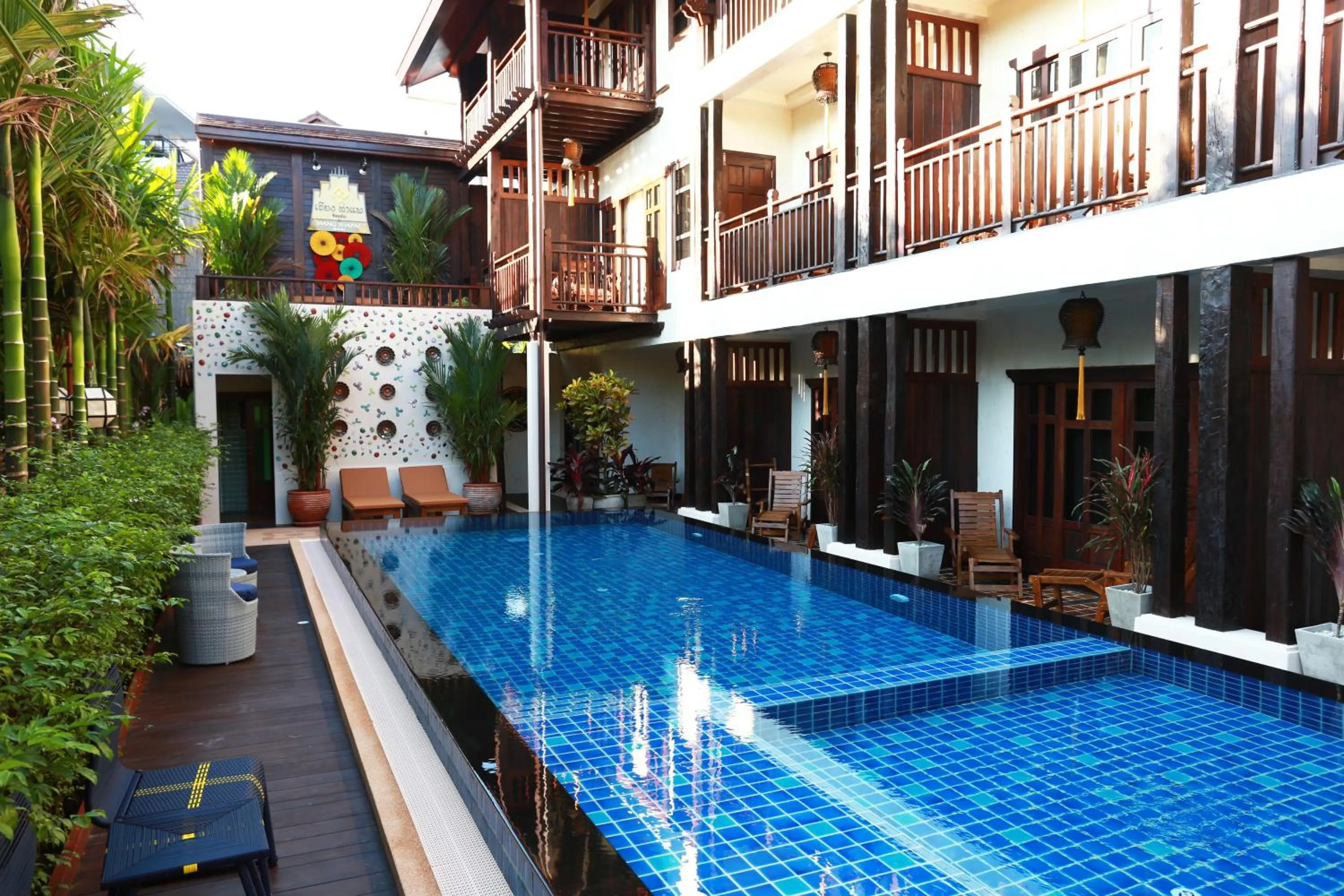Pool view in Viang Thapae Resort
