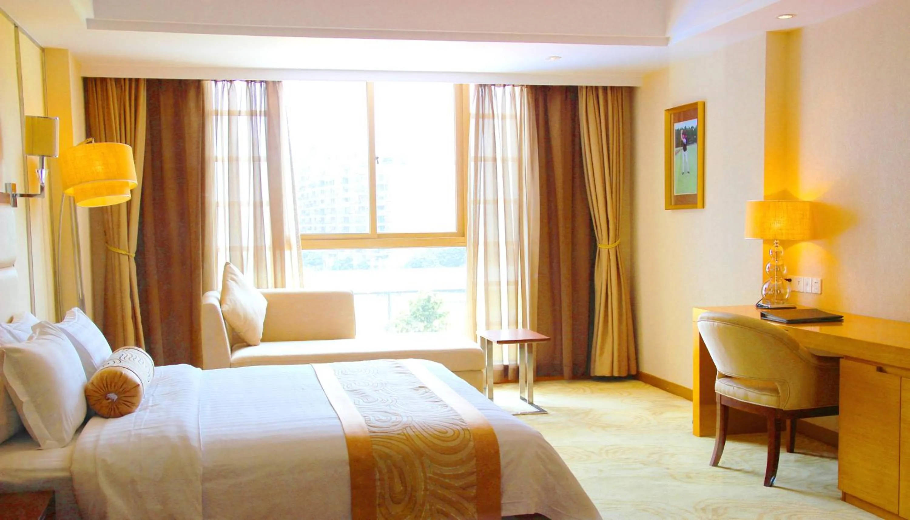 Bedroom in Aoyuan Golf Hotel