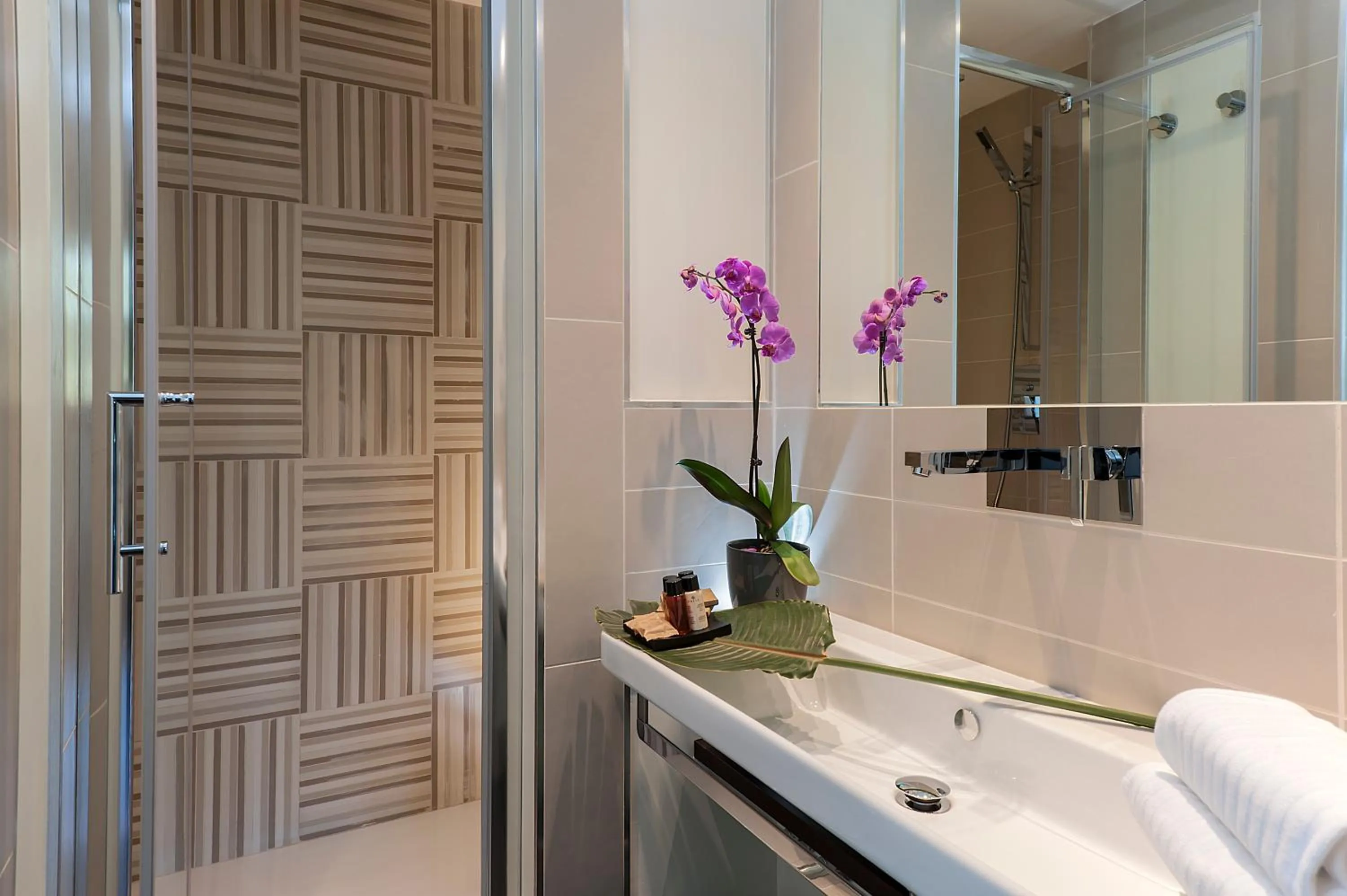 Bathroom in DVE Suite Rome