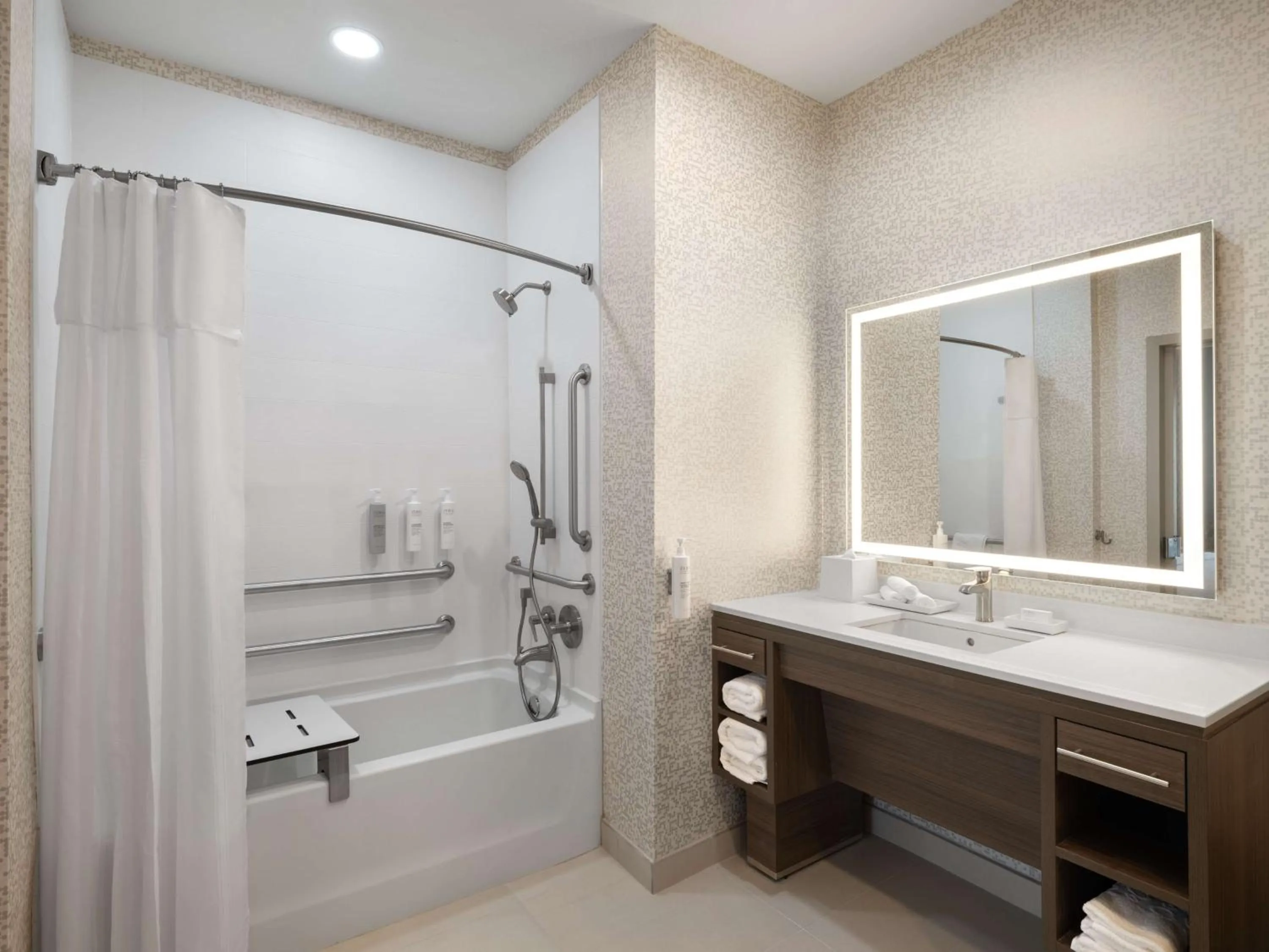 Bathroom in Home2 Suites By Hilton Round Rock Medical Center