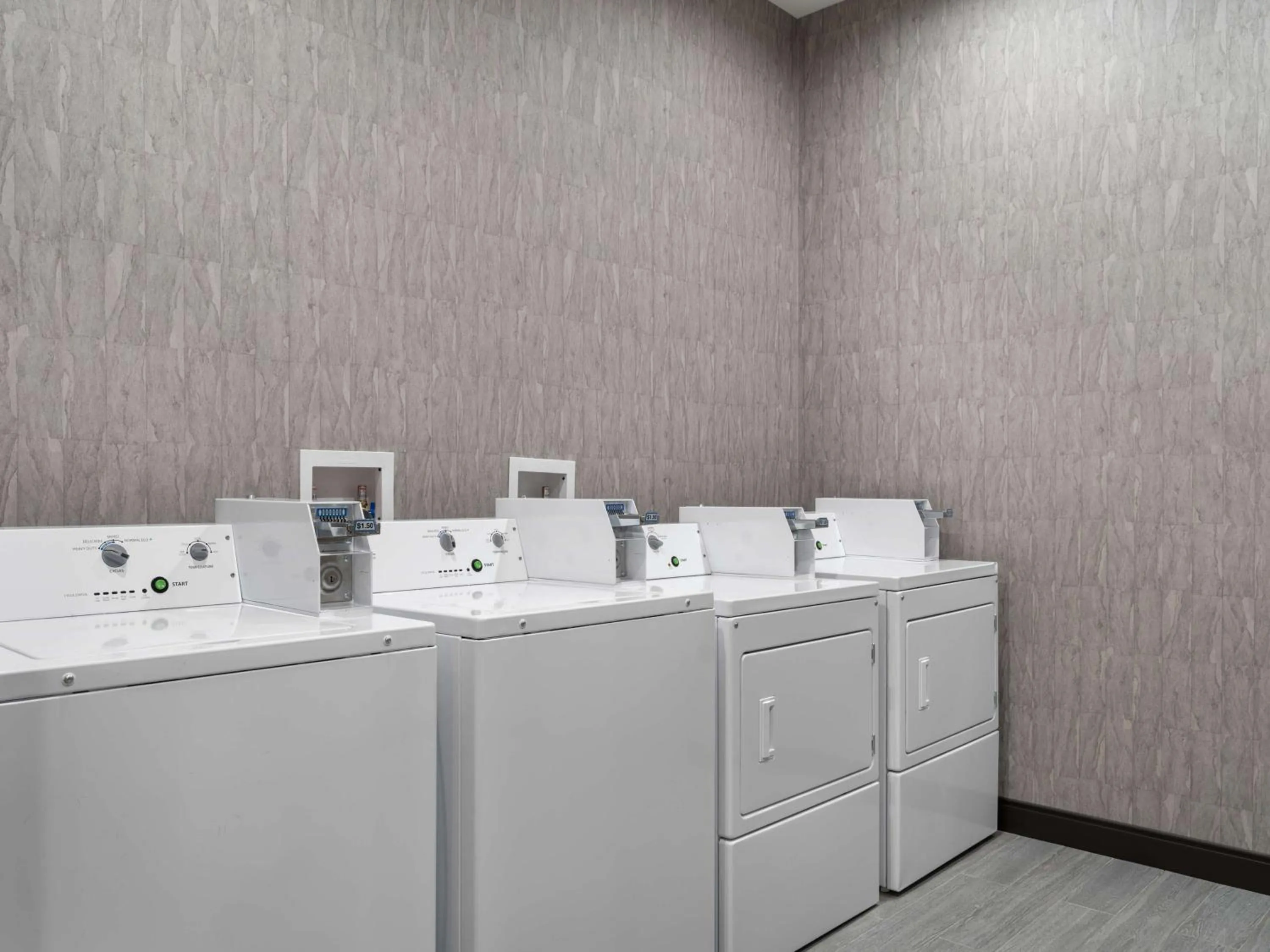 Property building in Home2 Suites By Hilton Round Rock Medical Center