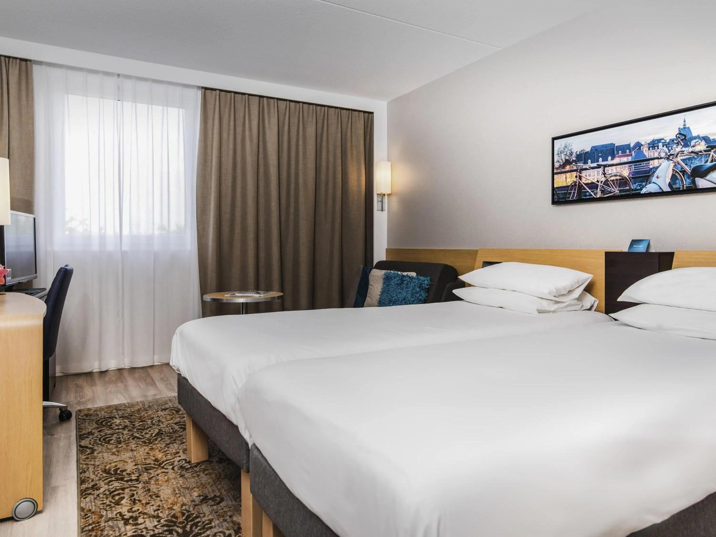 Bedroom, Bed in Novotel Maastricht