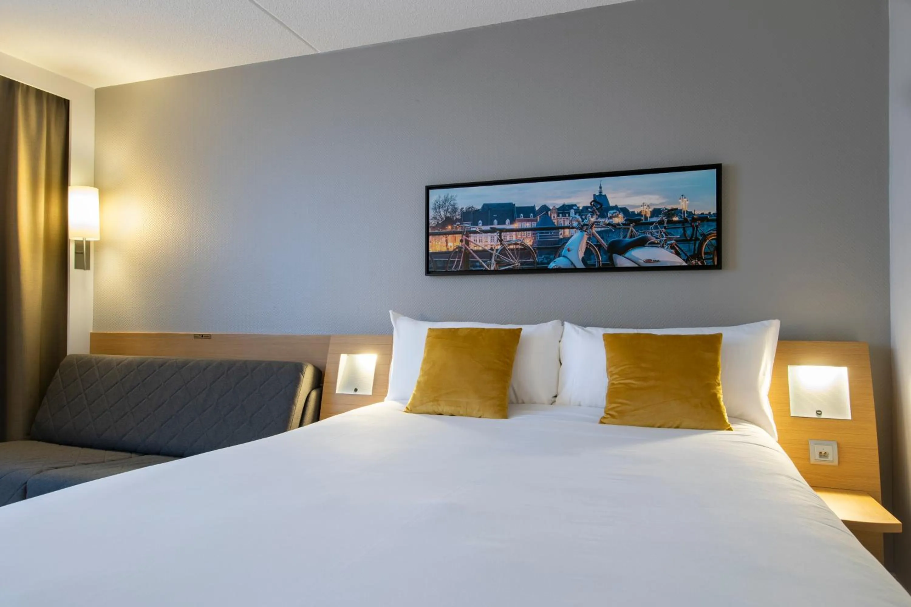 Bed in Novotel Maastricht