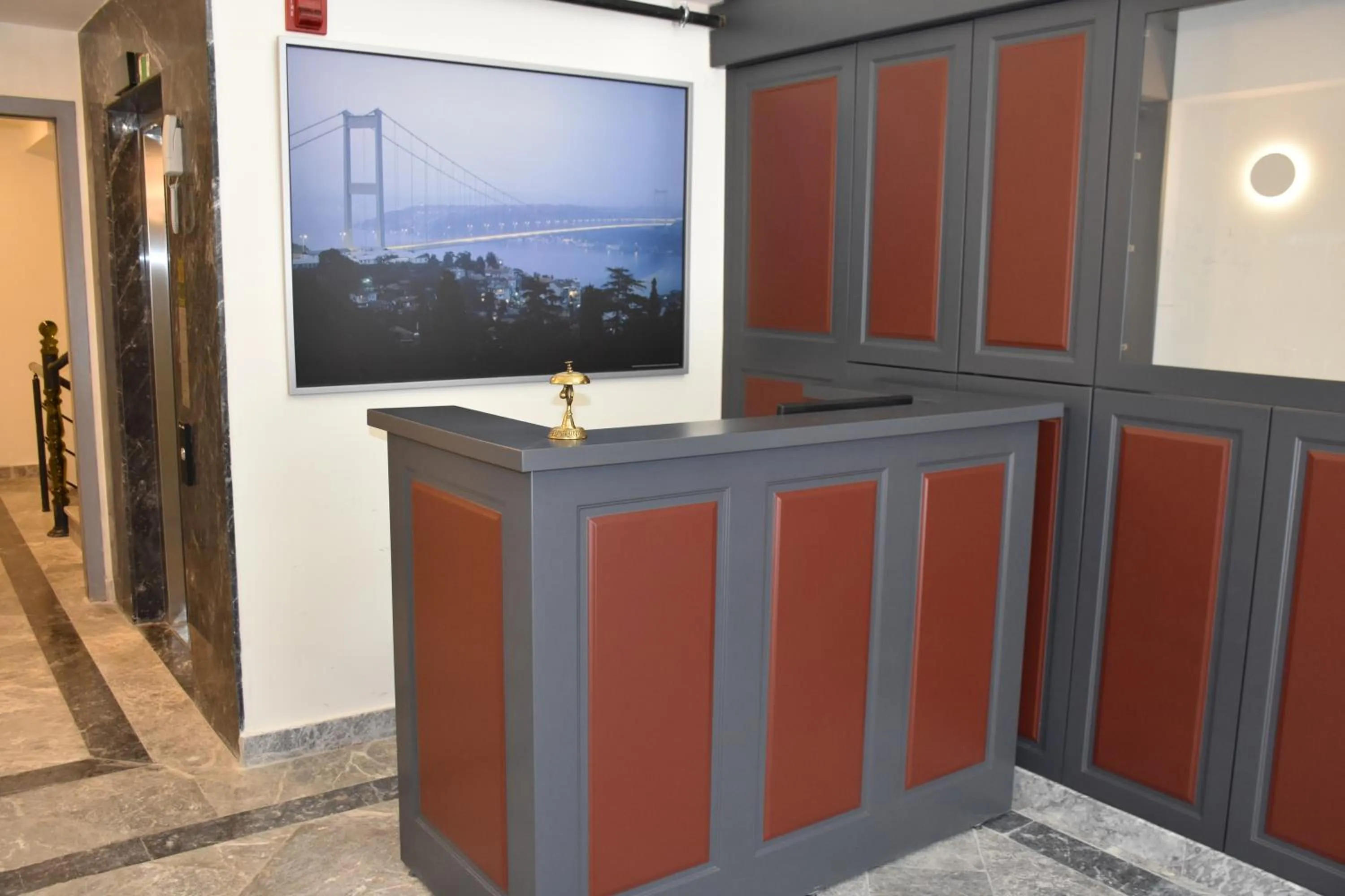 Lobby or reception in Shishly Palace Hotel