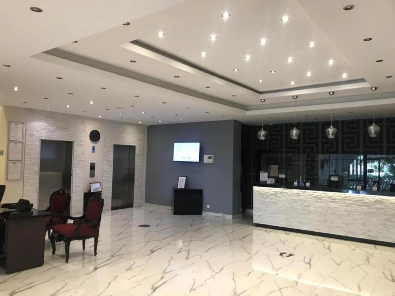 Lobby or reception in Best Western Plus Meridian Hotel
