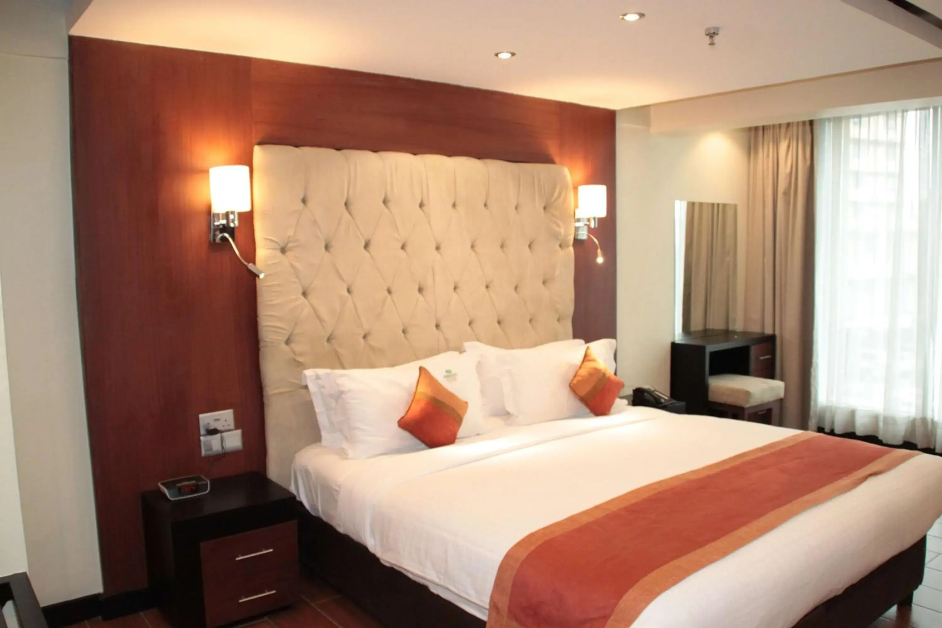 King Room in Best Western Plus Meridian Hotel King Room in Best Western Plus Meridian Hotel