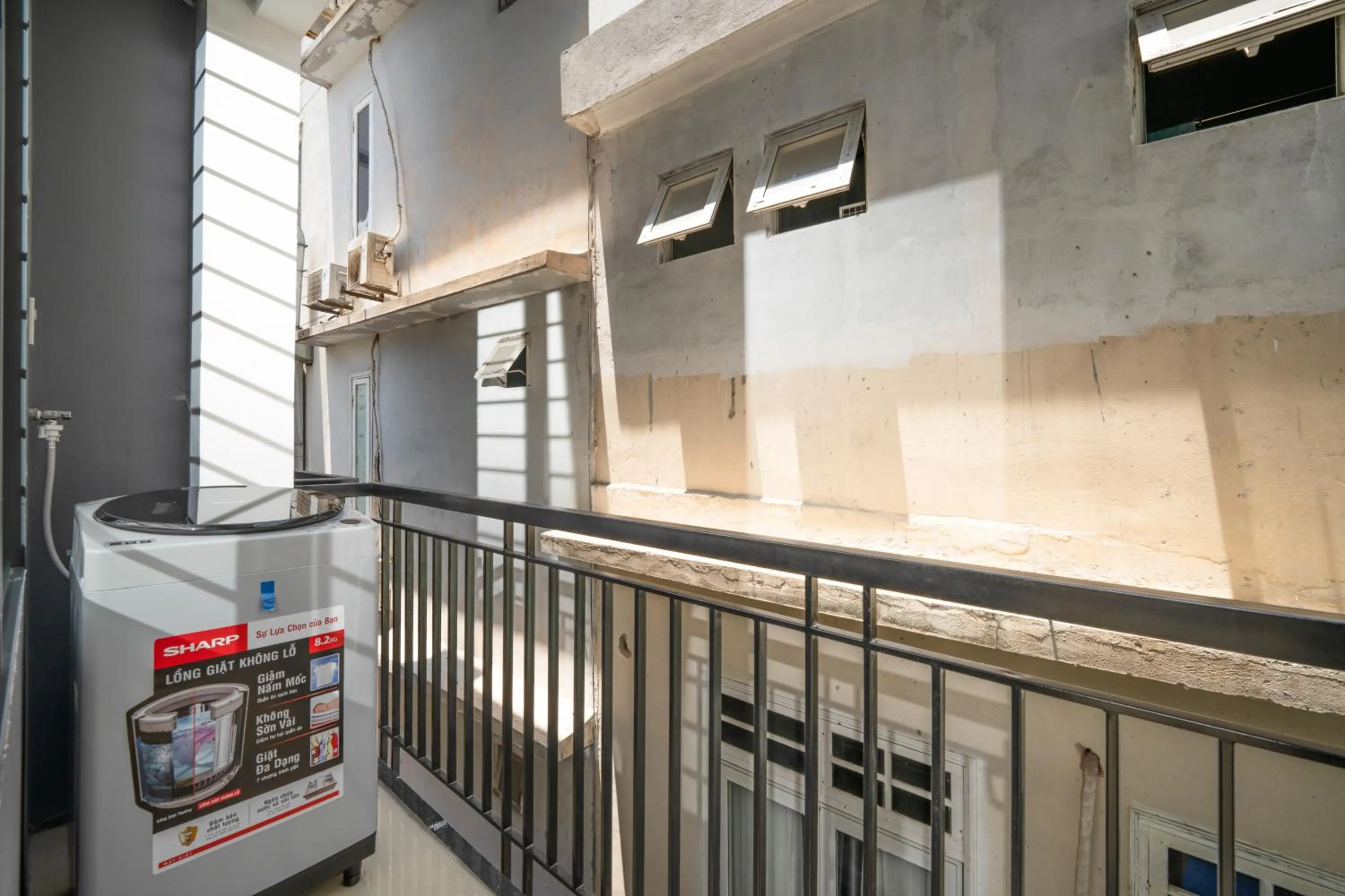 washing machine in Carol Homestay & Apartment Đà Nẵng 4