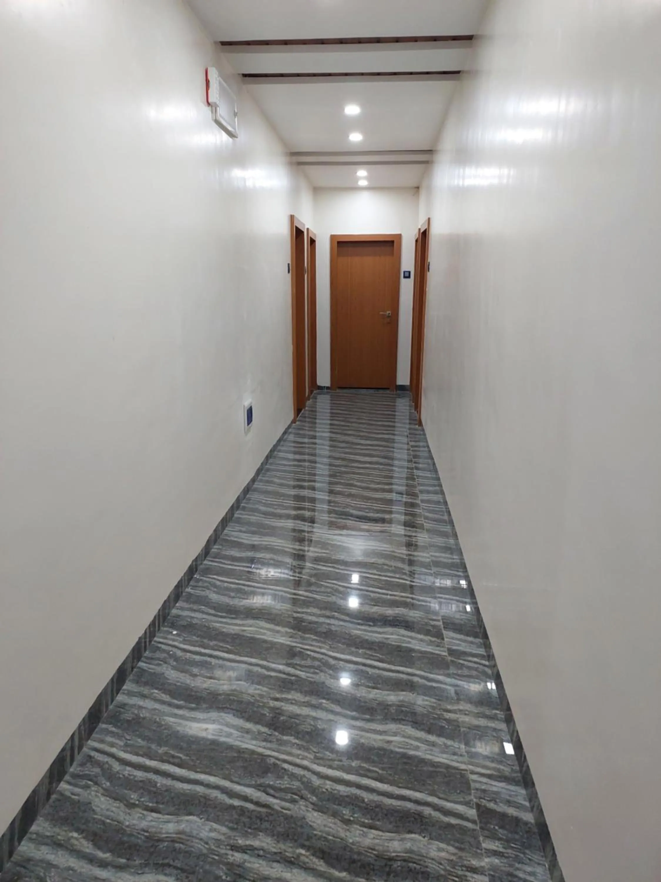 Hotel Sai Dakshina Inn & The Fern Restaurant