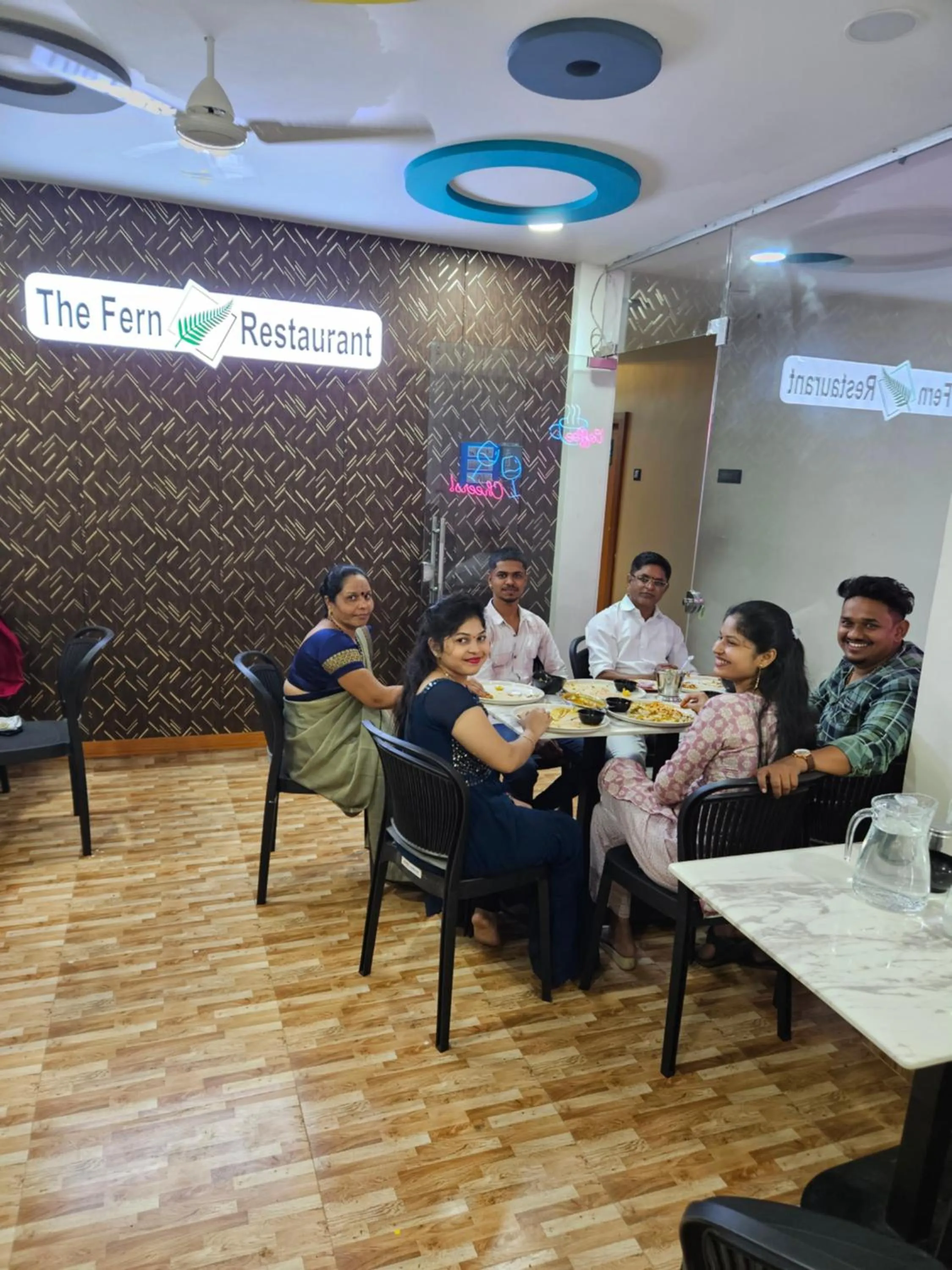 Restaurant/places to eat in Hotel Sai Dakshina Inn & The Fern Restaurant