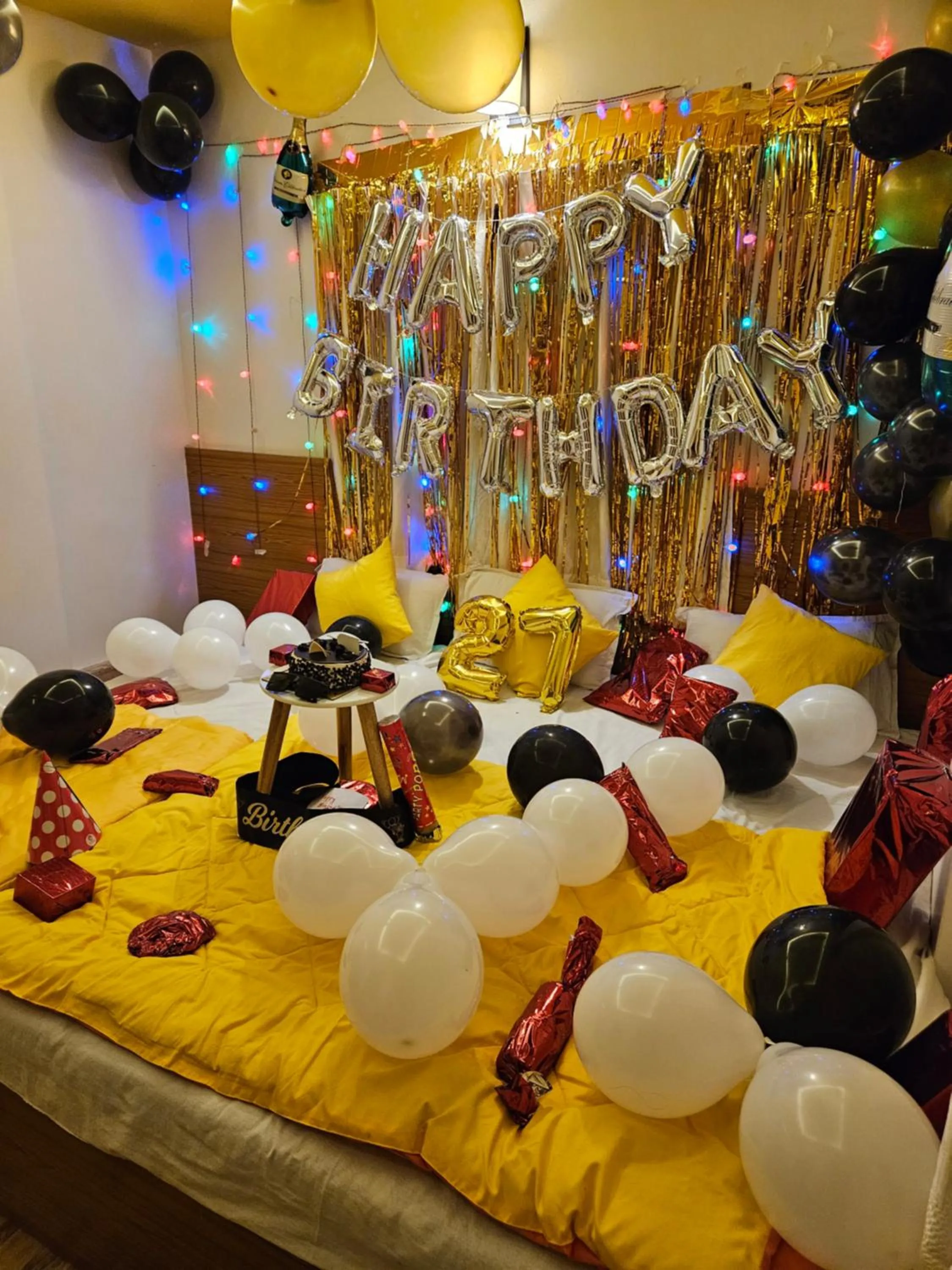 Bed in Hotel Sai Dakshina Inn & The Fern Restaurant