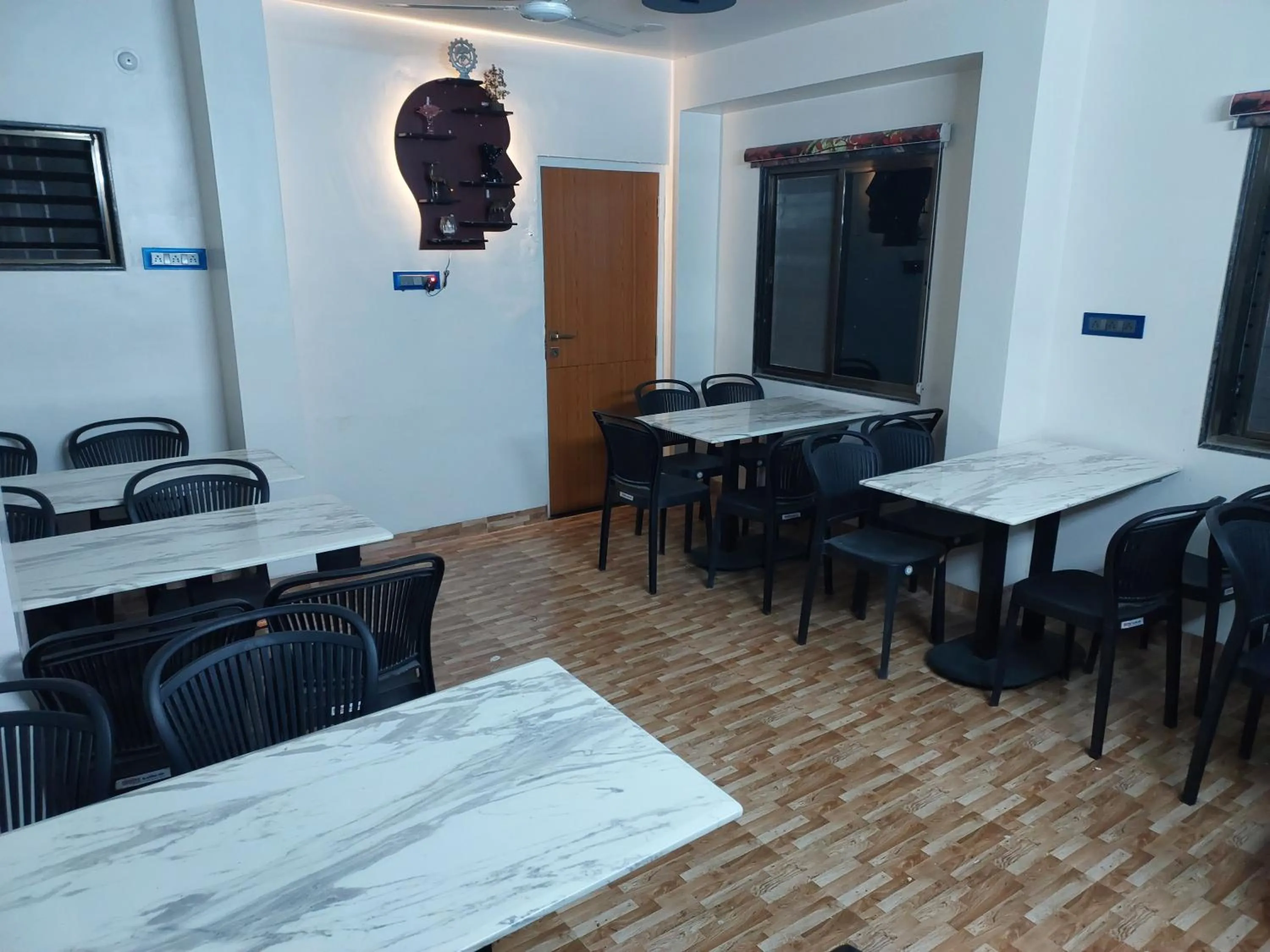 Hotel Sai Dakshina Inn & The Fern Restaurant