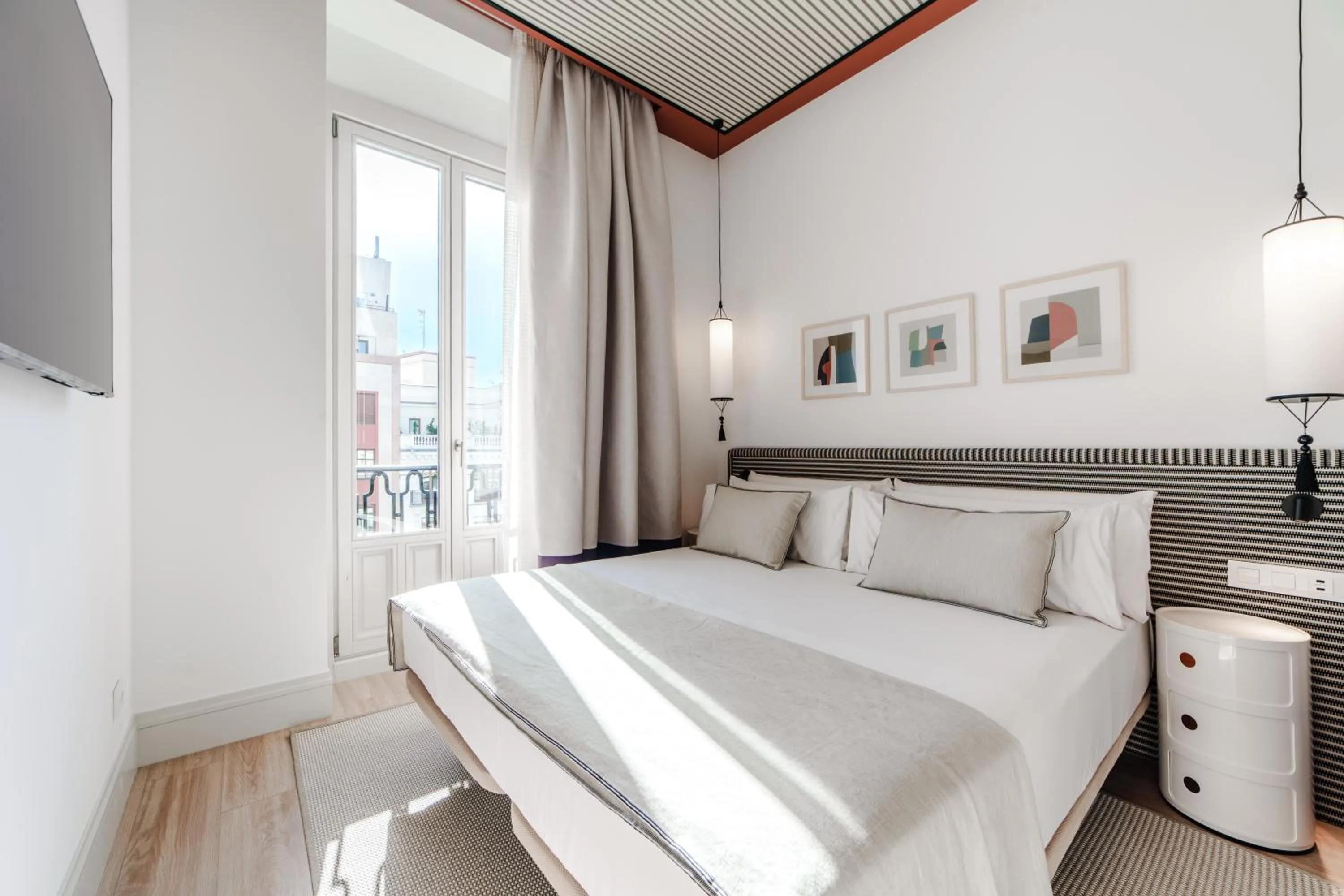 Photo of the whole room, Bed in Apartamentos Soho Boutique Hoy No Me Puedo Levantar