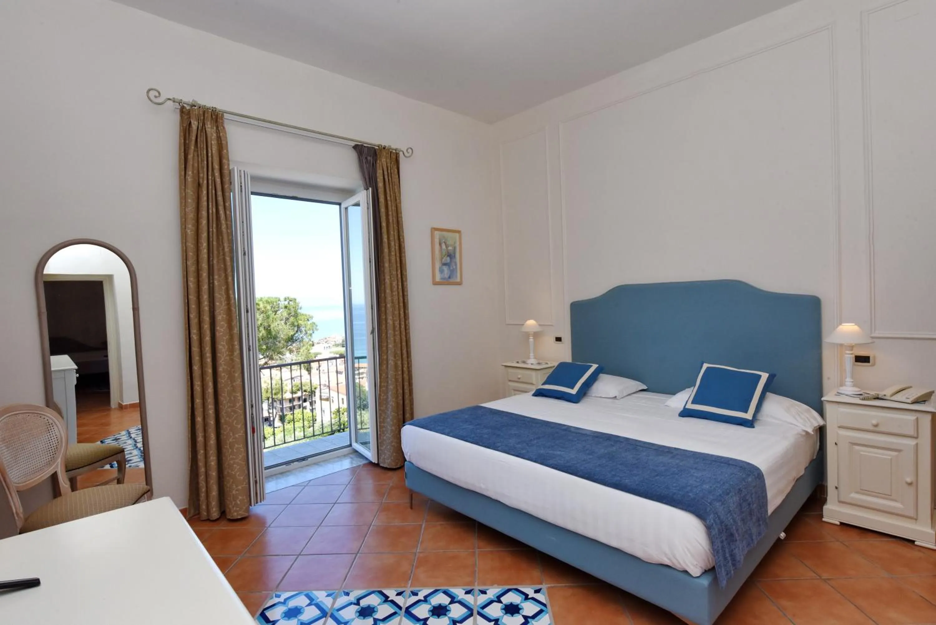 Bed in Hotel Garden Riviera