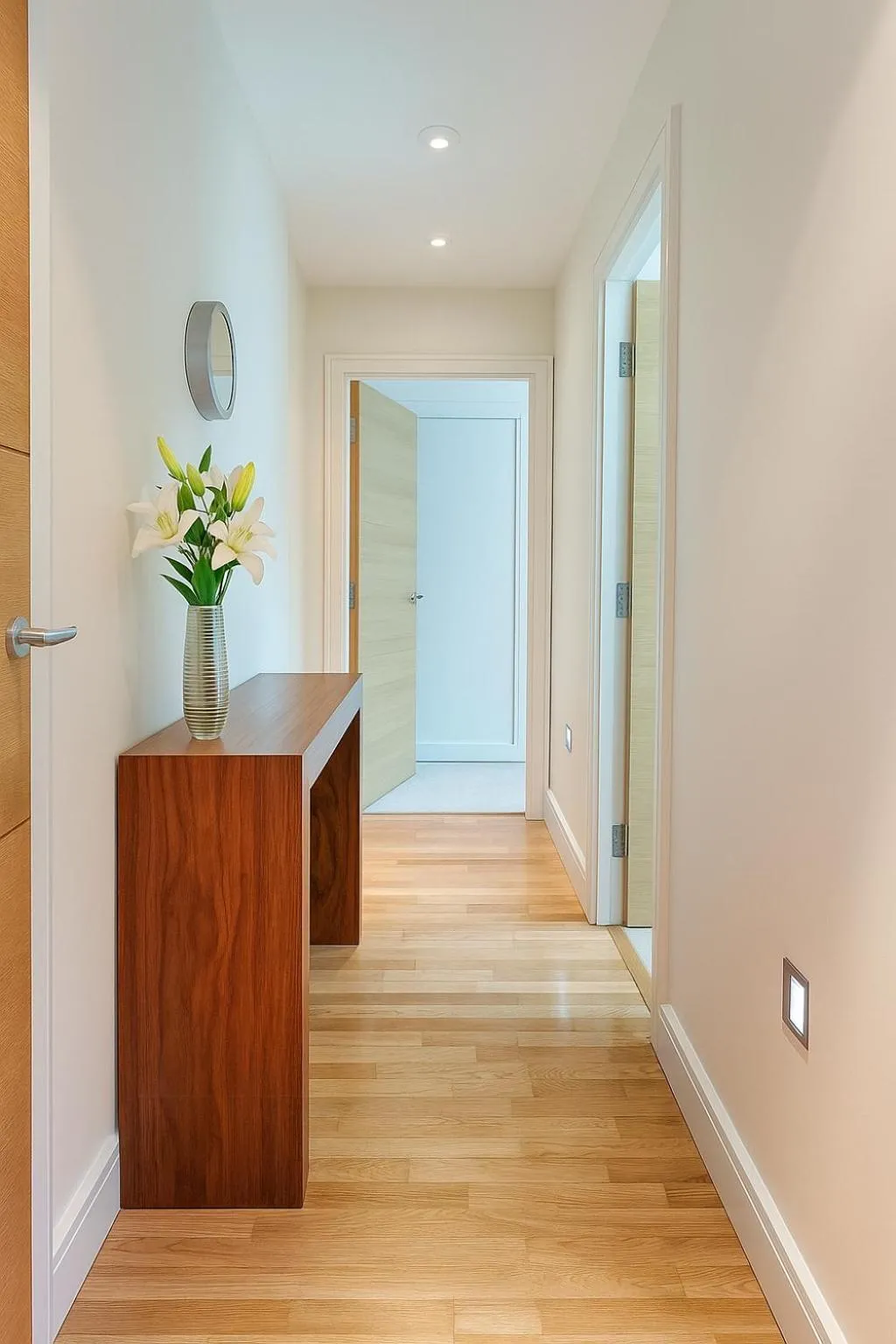 Decorative detail in Still Life - Vauxhall