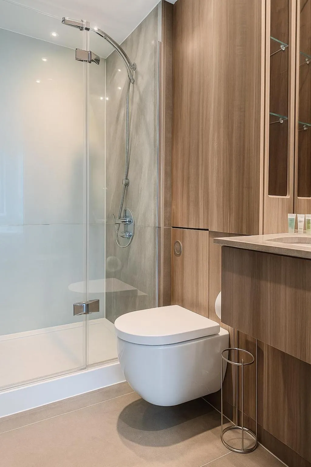 Bathroom in Still Life - Vauxhall