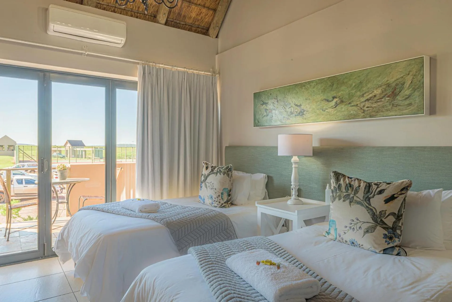Bedroom, Bed in Fynbos Golf and Country Estate