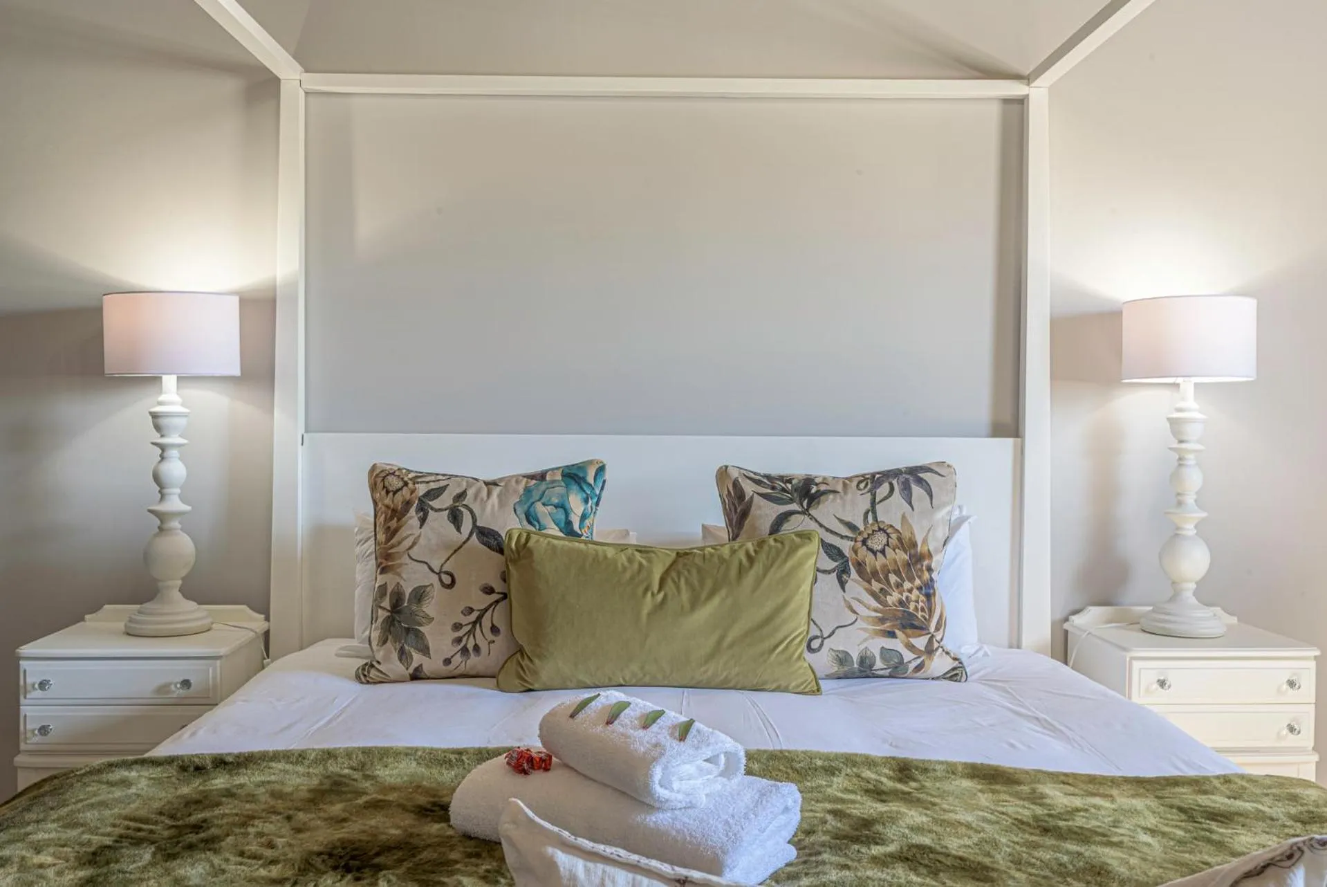 Bed in Fynbos Golf and Country Estate