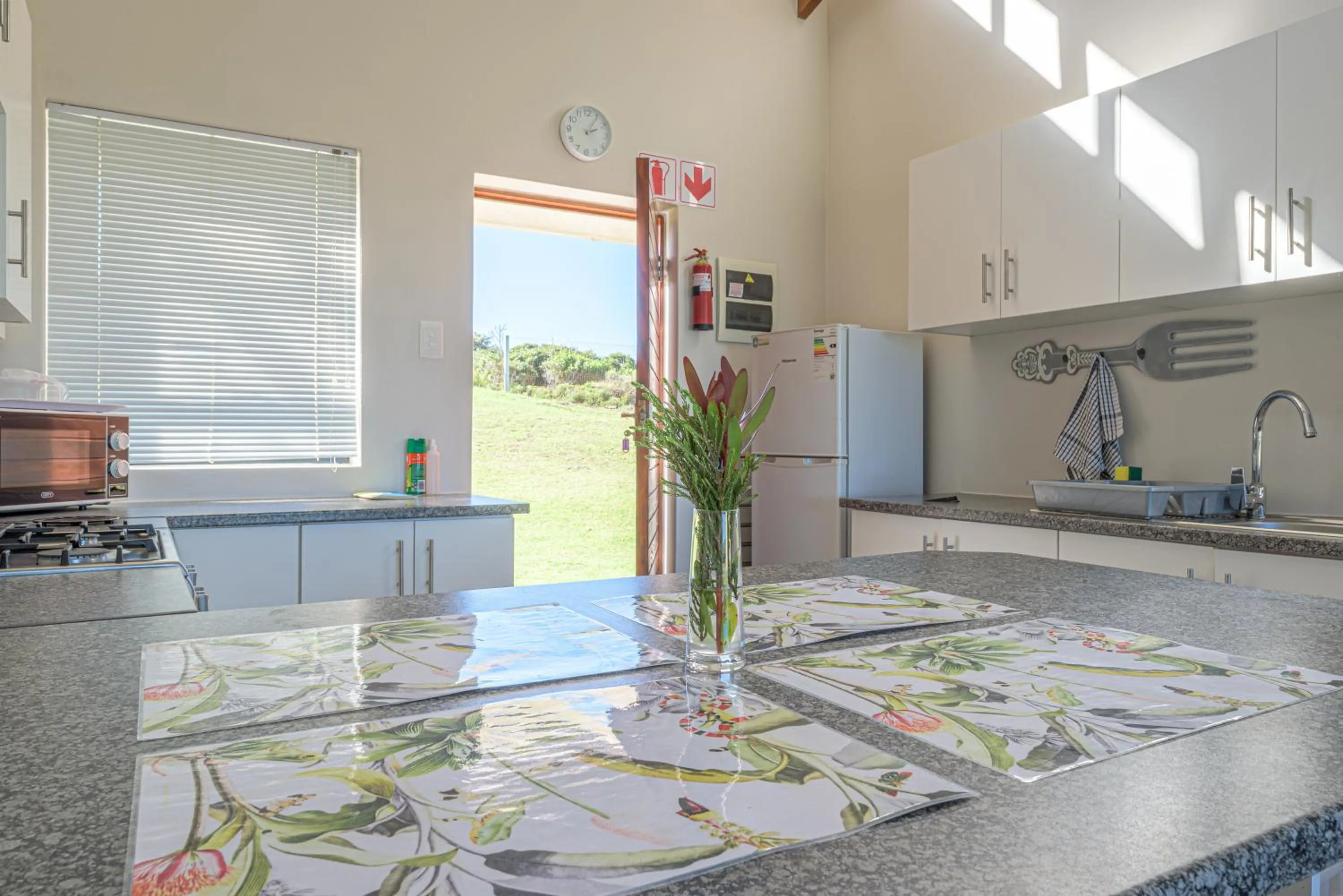 Kitchen or kitchenette in Fynbos Golf and Country Estate