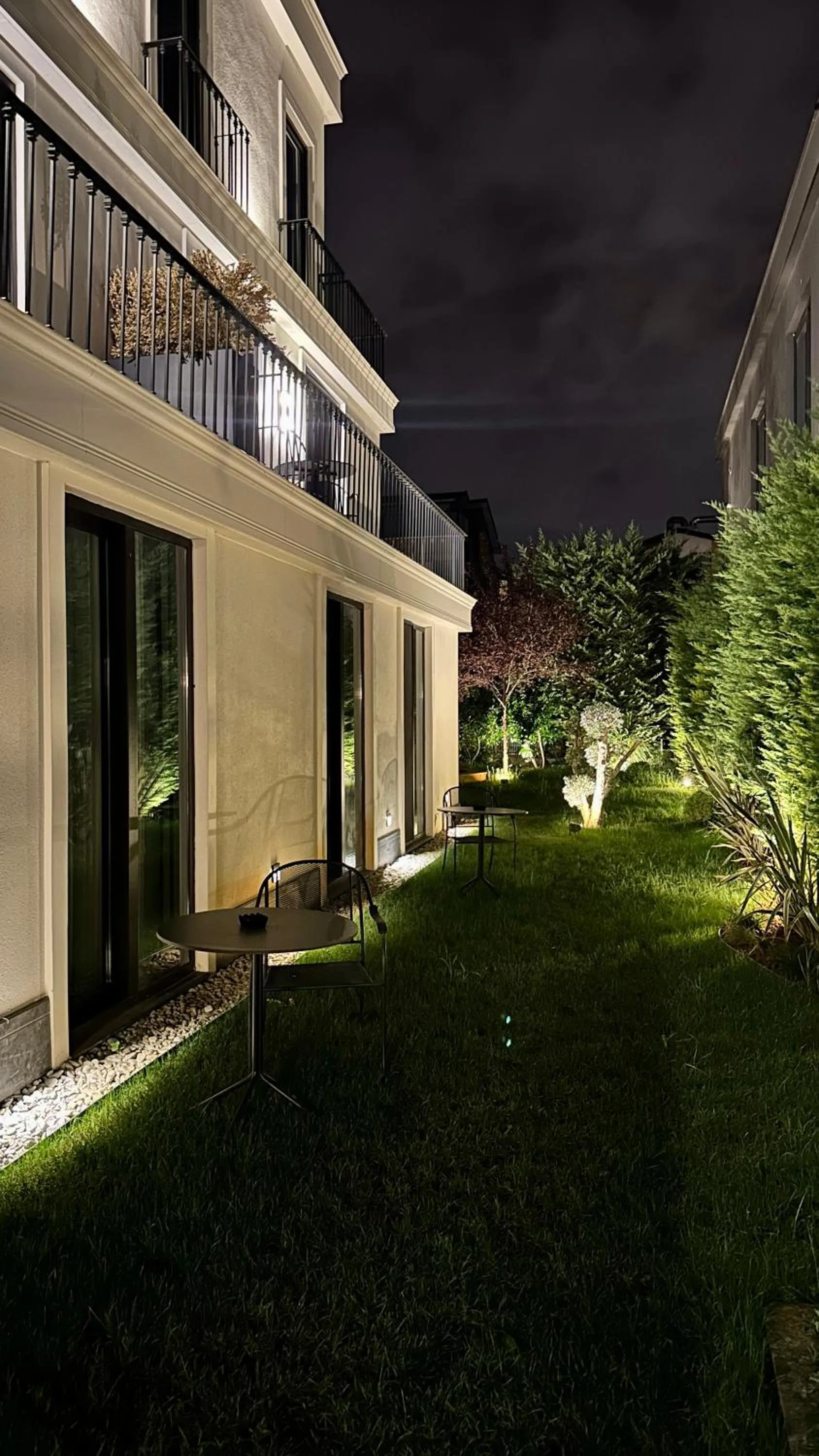 Garden in Be Side Hotel