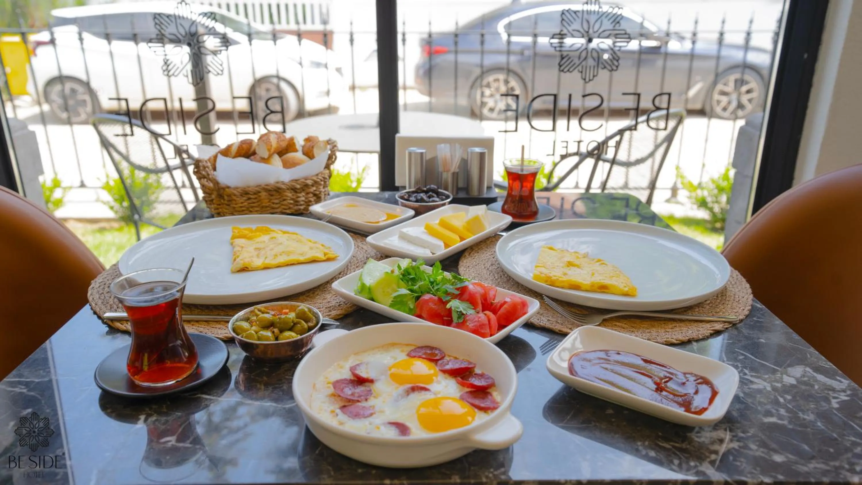 Breakfast in Be Side Hotel