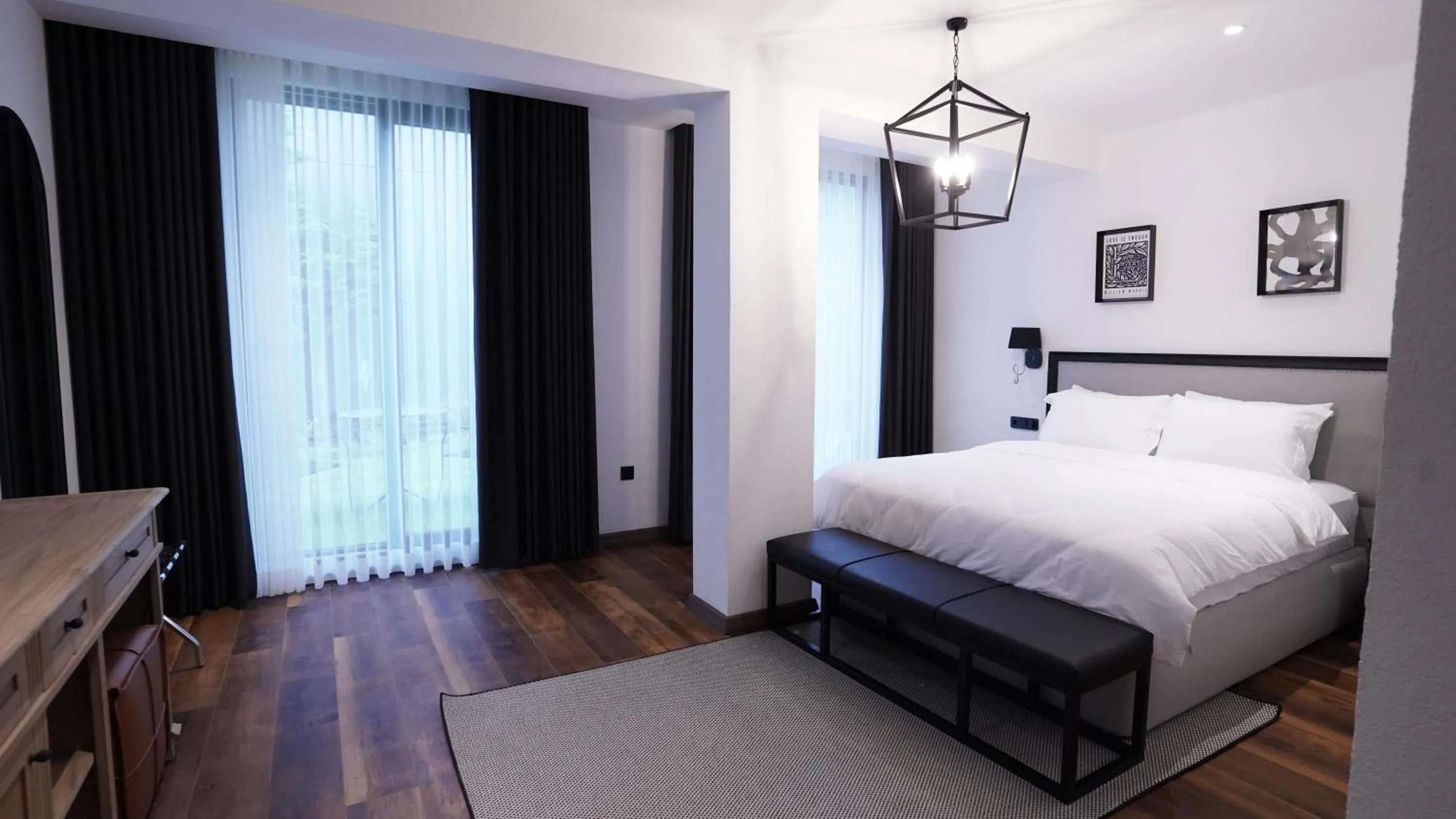 Bedroom, Bed in Be Side Hotel