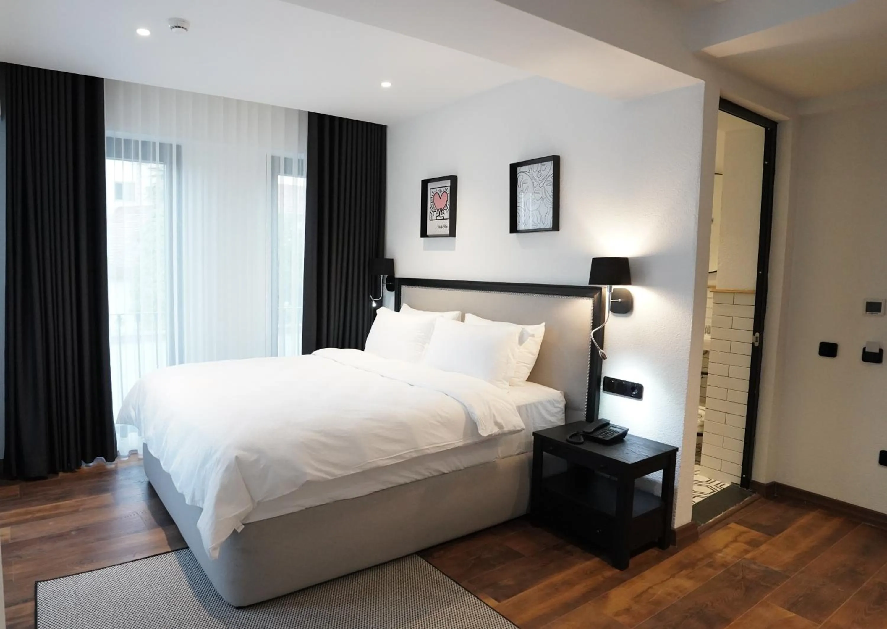 Bed in Be Side Hotel