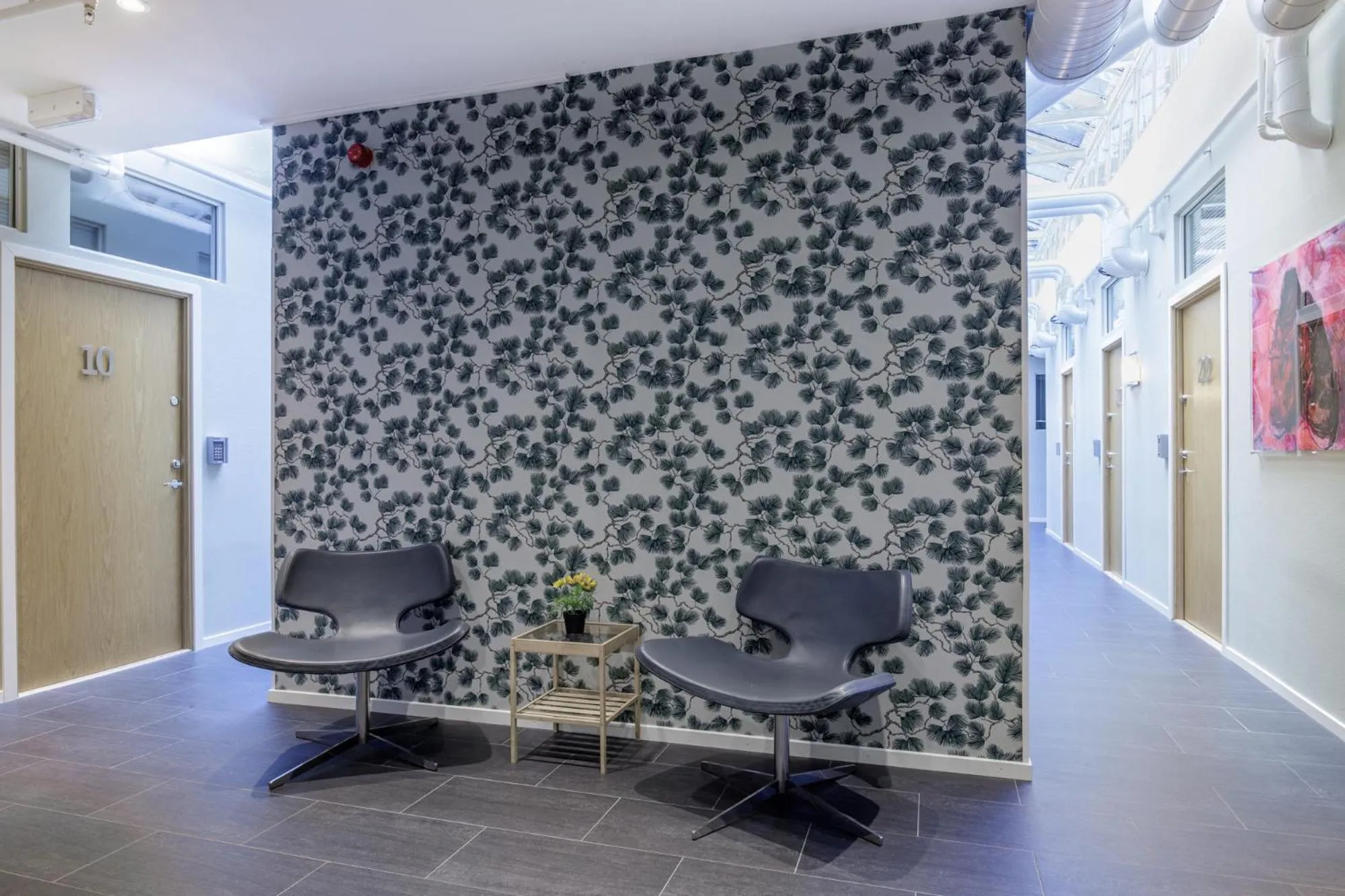 Communal lounge/ TV room in City Hostel