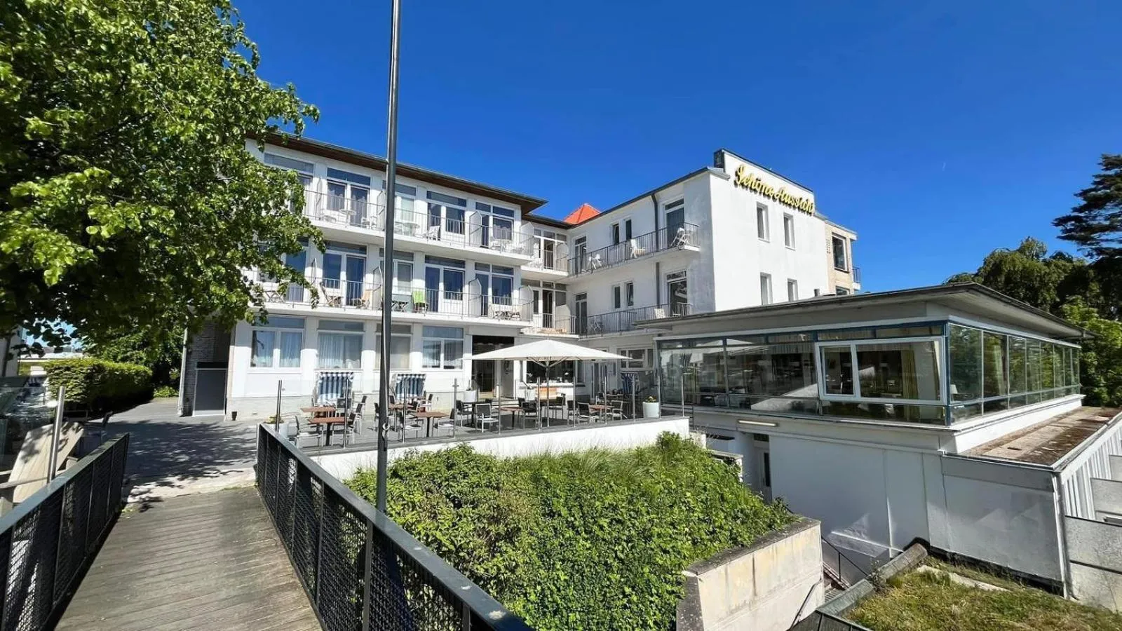 Property building in Hotel Zur schönen Aussicht