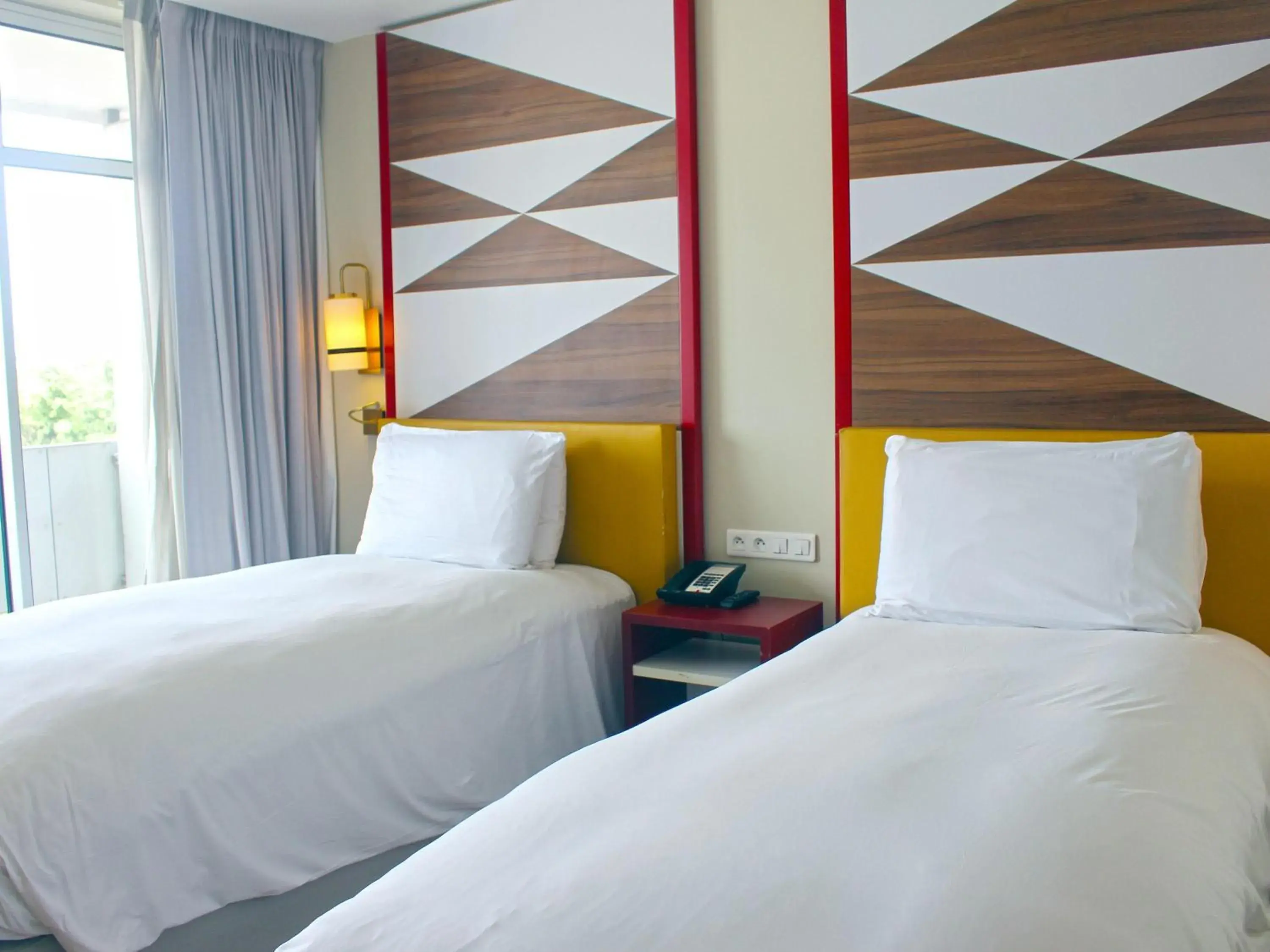 Superior Twin Room with Balcony in Sofitel Abidjan Hotel Ivoire Superior Twin Room with Balcony in Sofitel Abidjan Hotel Ivoire