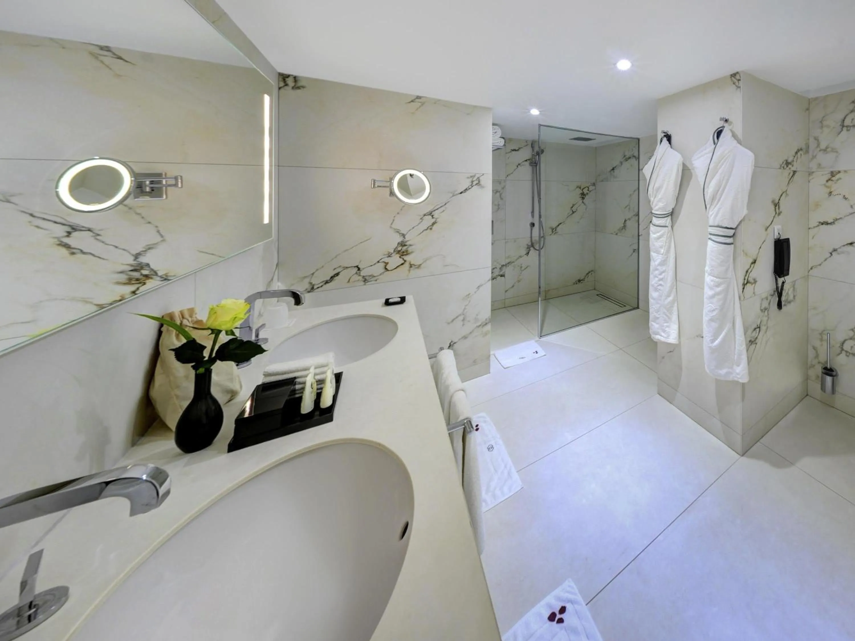 Bedroom in Sofitel Abidjan Hotel Ivoire