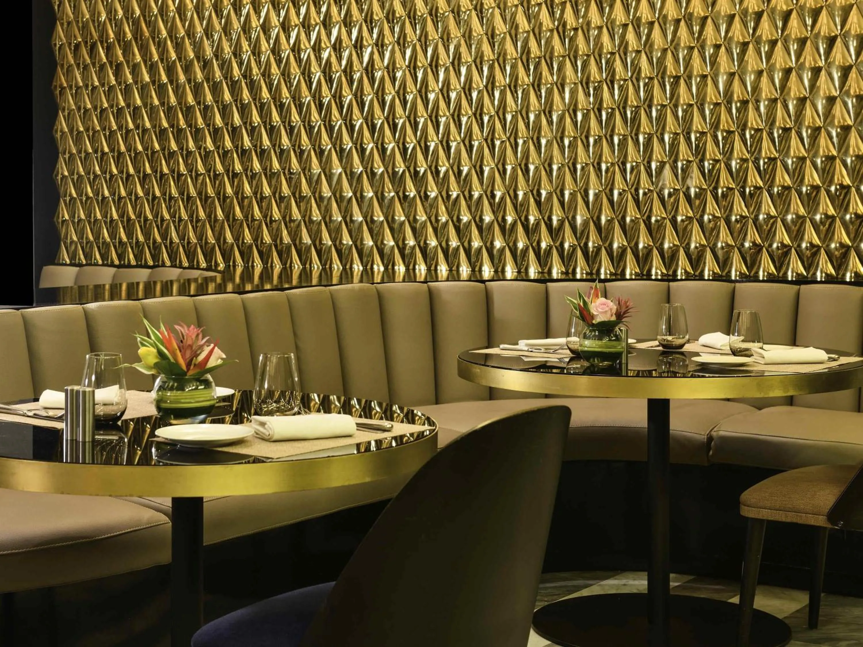 Restaurant/places to eat in Sofitel Abidjan Hotel Ivoire