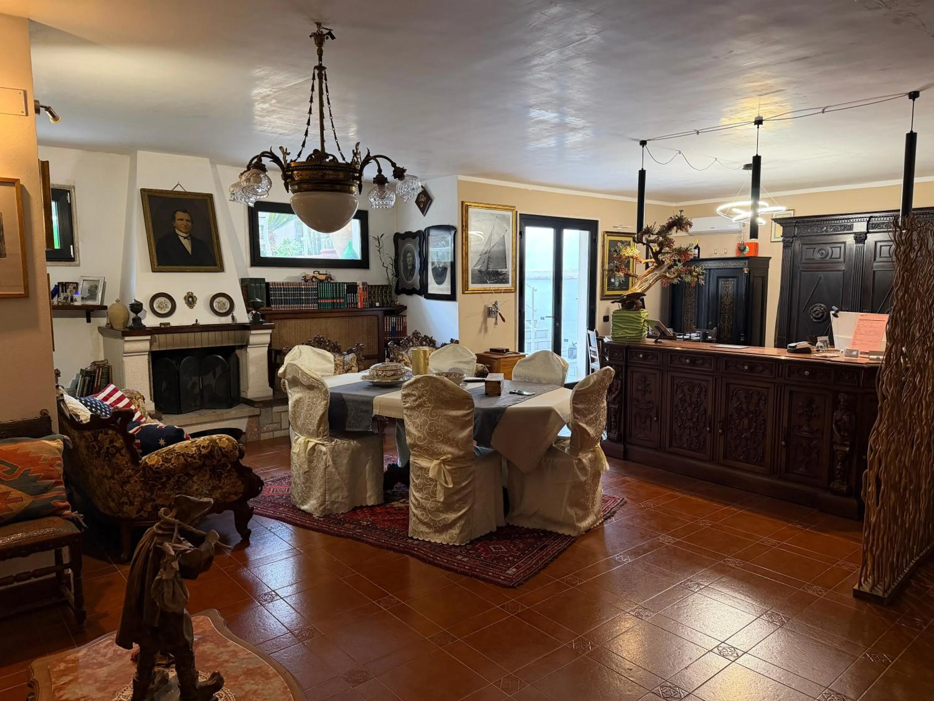 Seating area in B&B Luxury