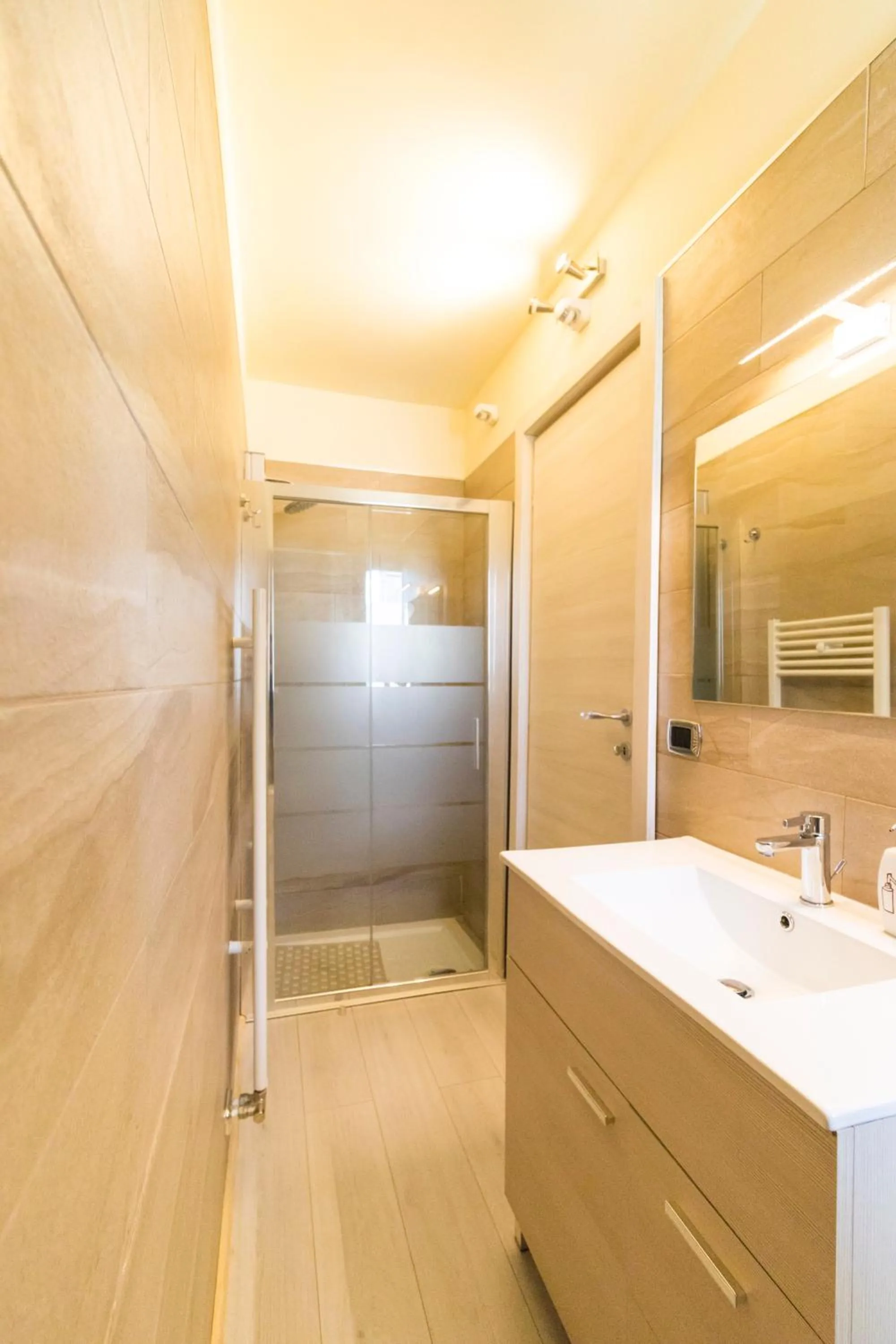 Photo of the whole room in B&B Luxury