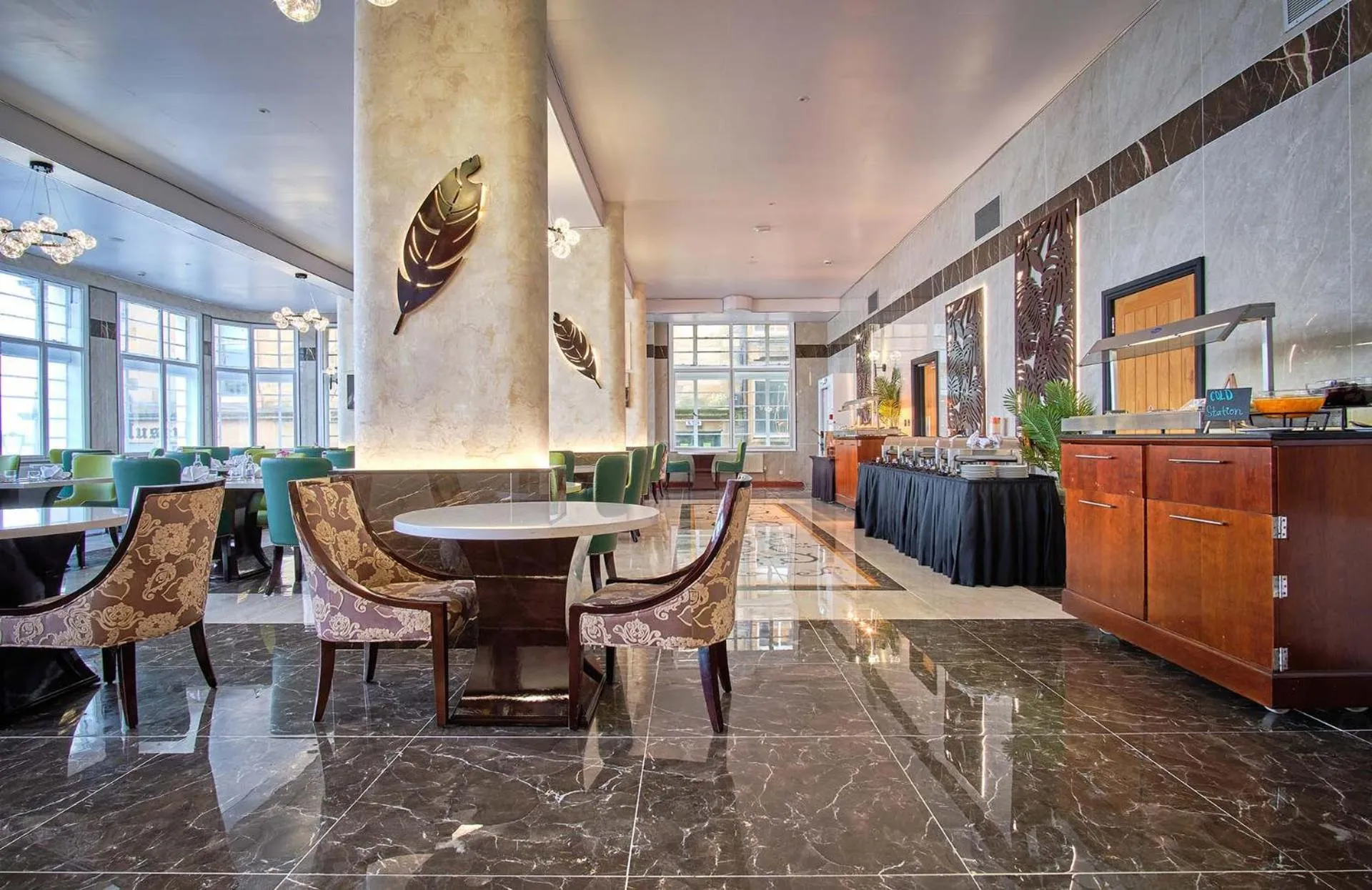 Restaurant/places to eat in Muthu Oban Regent Hotel