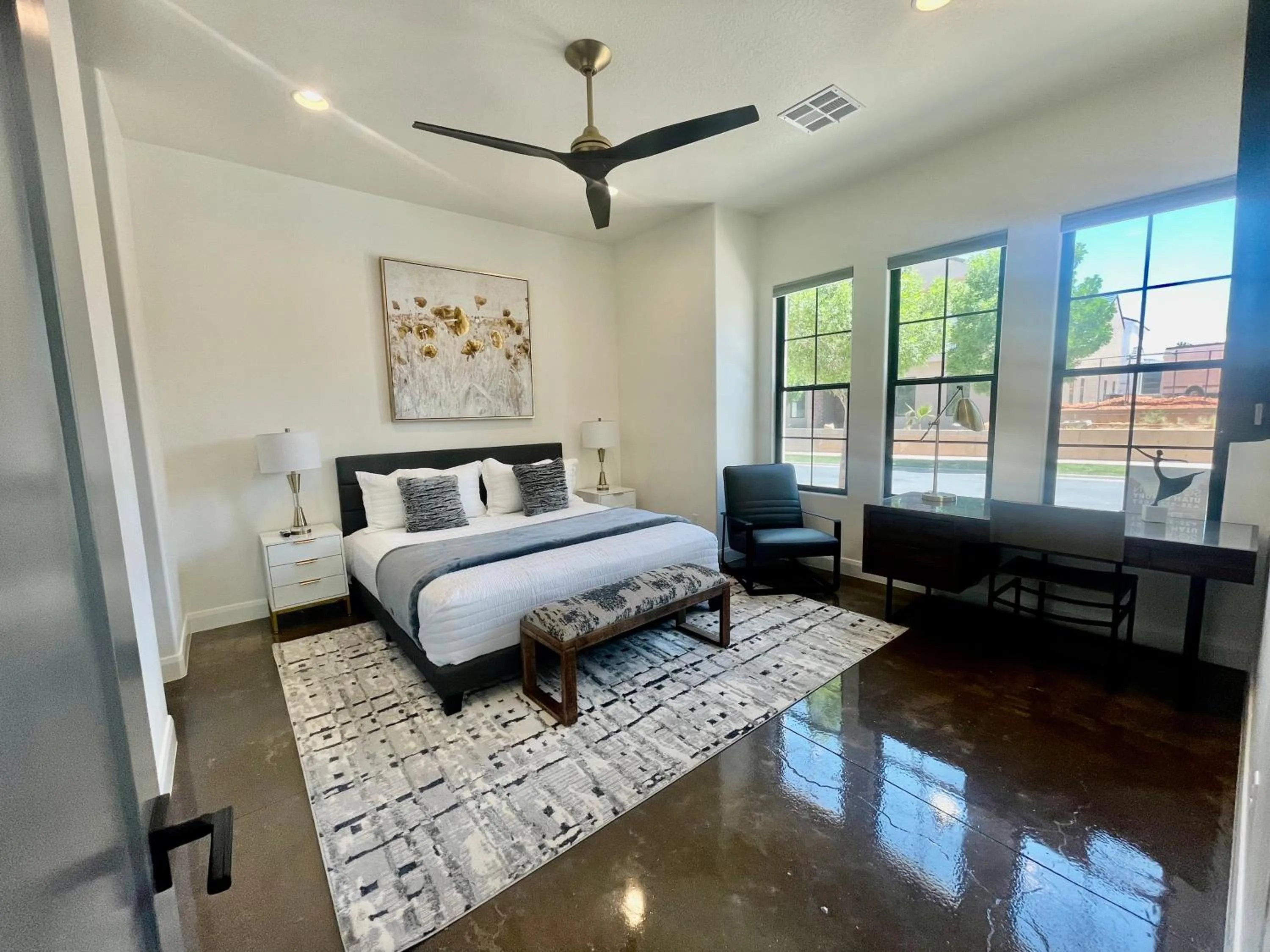 Bed in Casa Blanca luxury Villa Private pool sleeps 30!