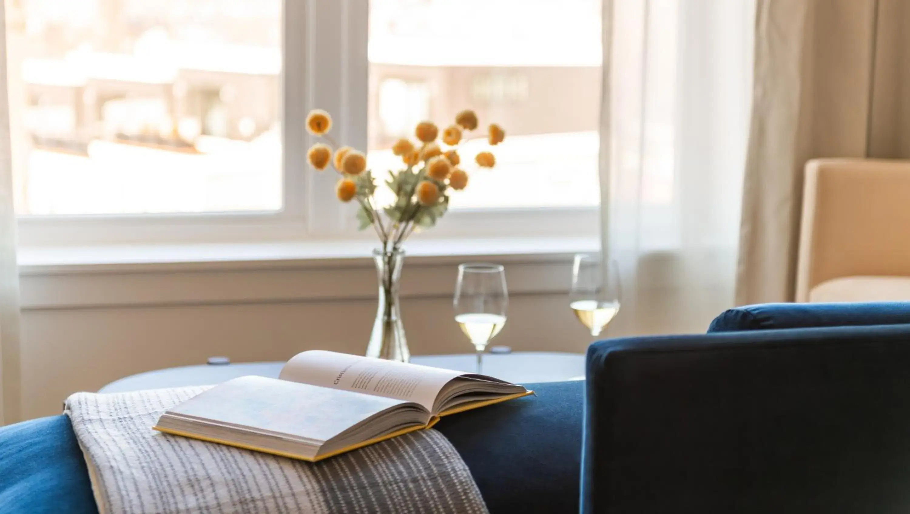 Superior King Room in Longfellow Hotel Superior King Room in Longfellow Hotel