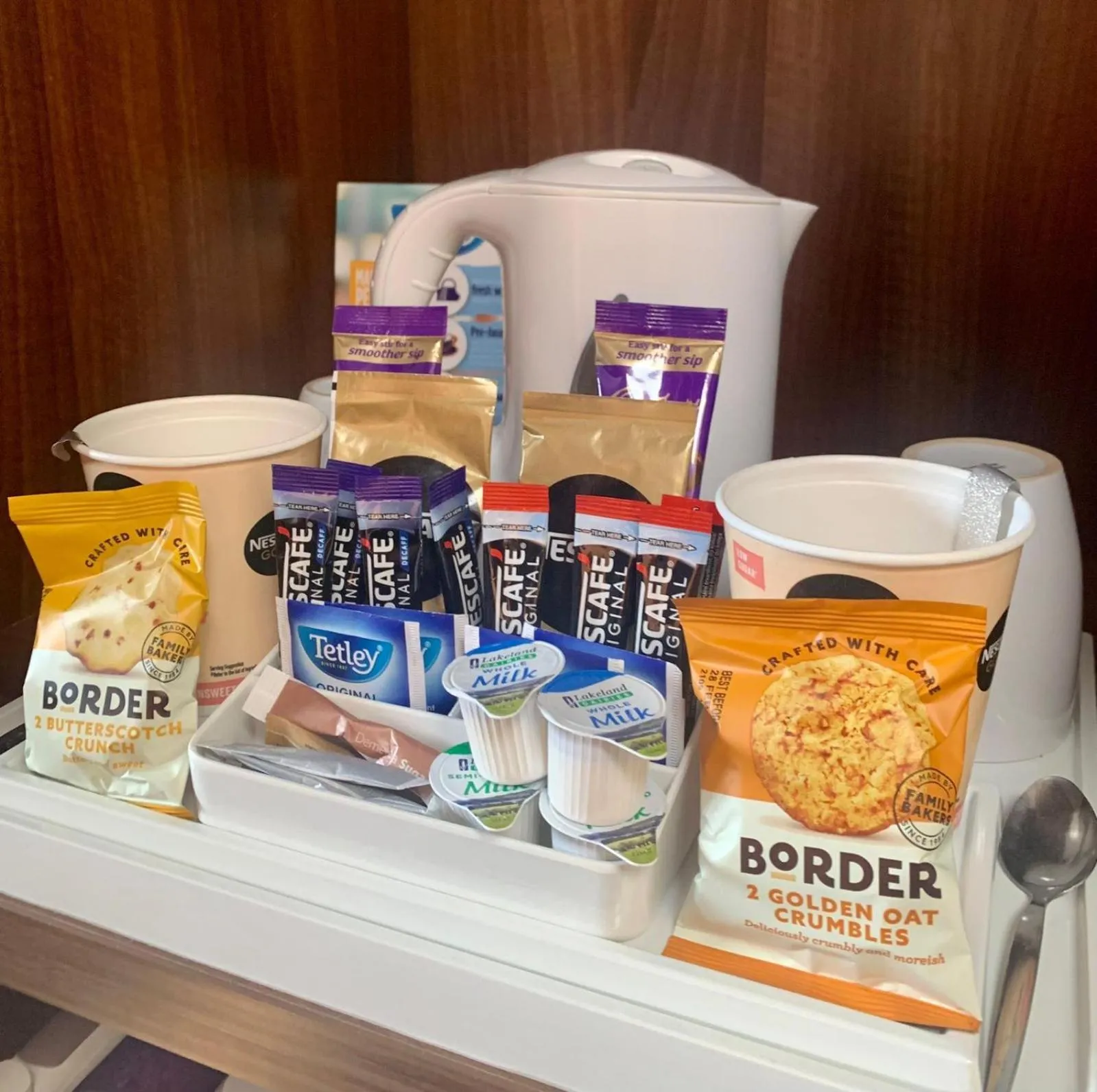 Coffee/tea facilities in Newburgh Inn