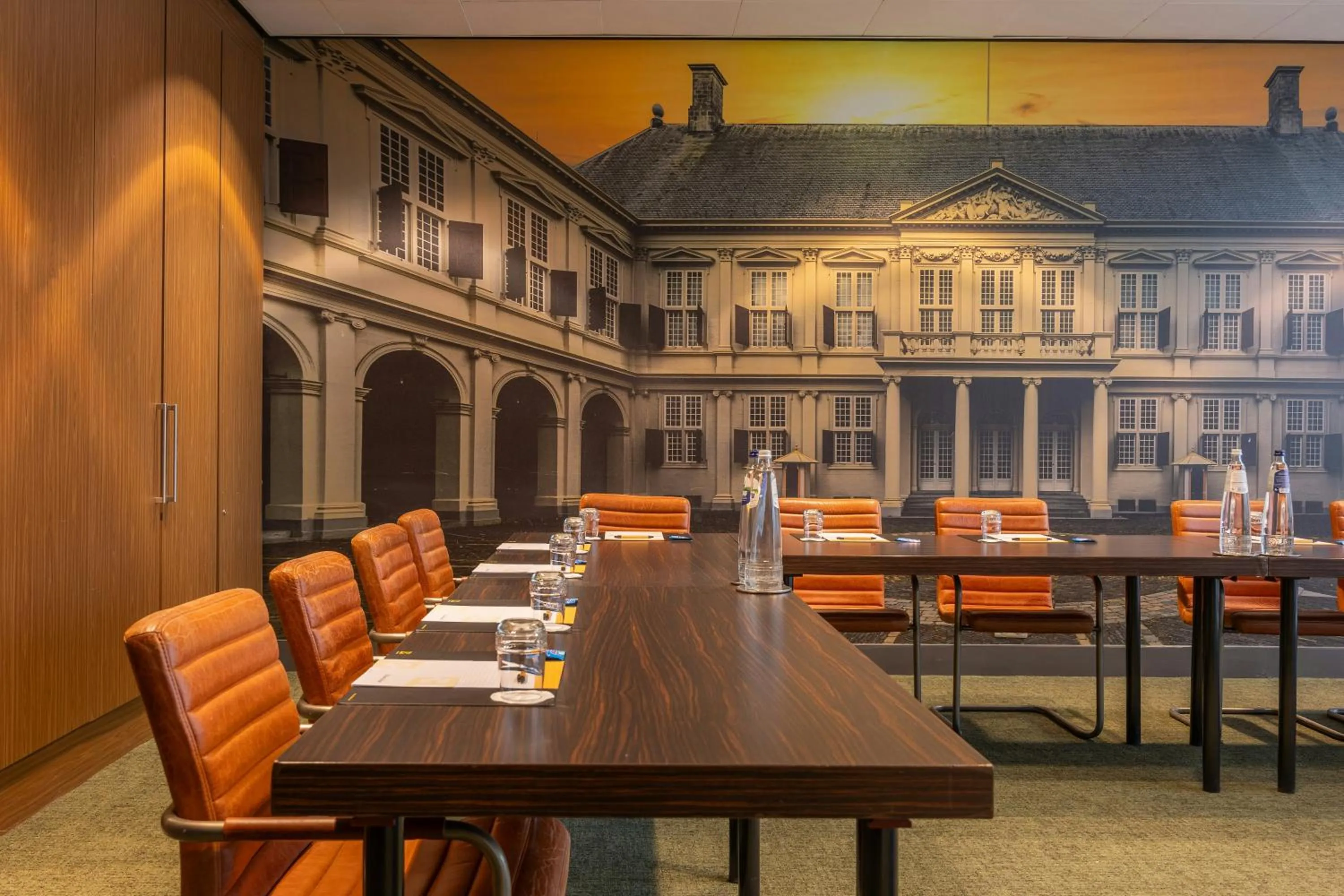 Meeting/conference room in Leonardo Hotel Den Haag Babylon