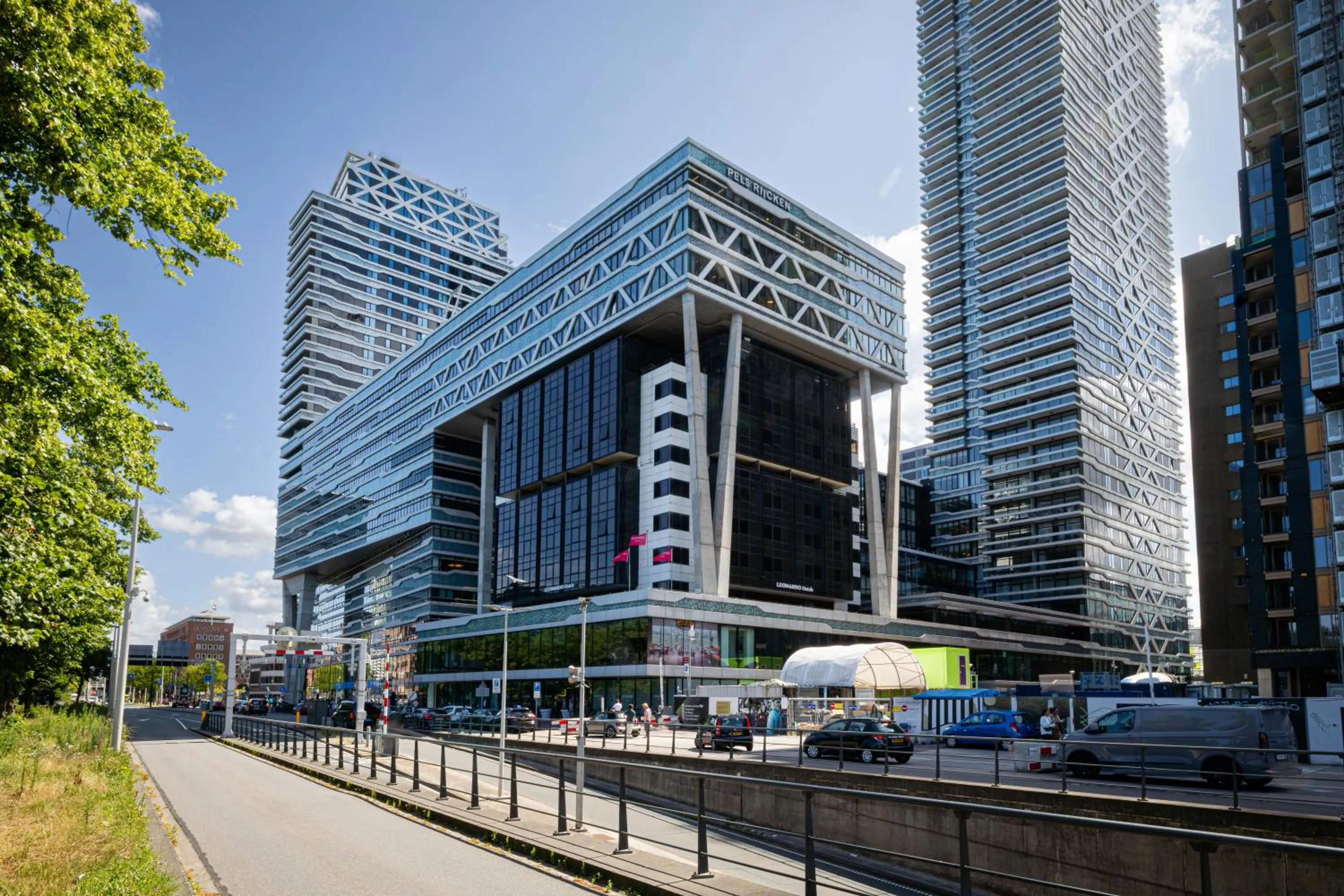 Property building in Leonardo Hotel Den Haag Babylon