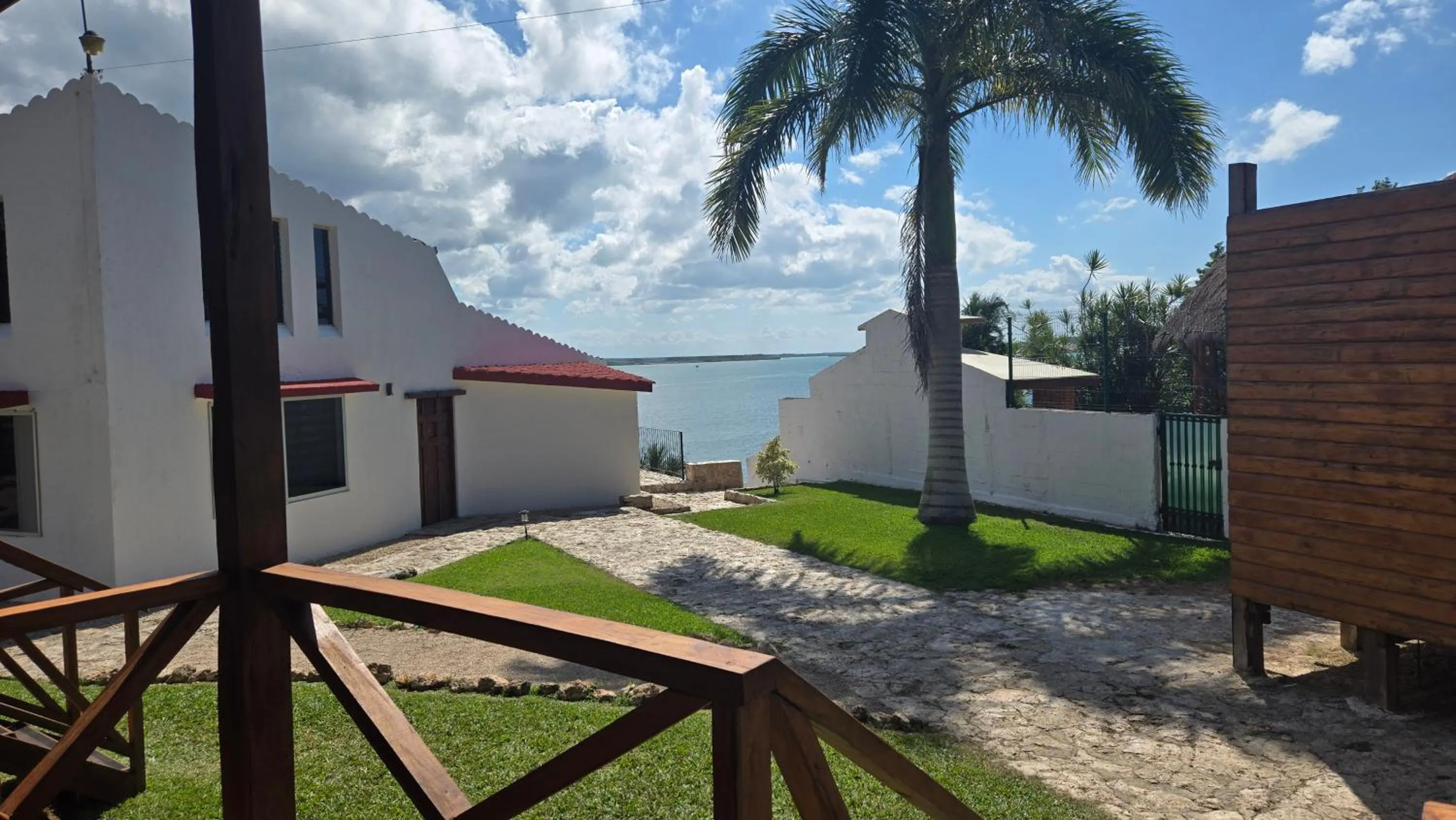 bacalar My Love Front Laguna