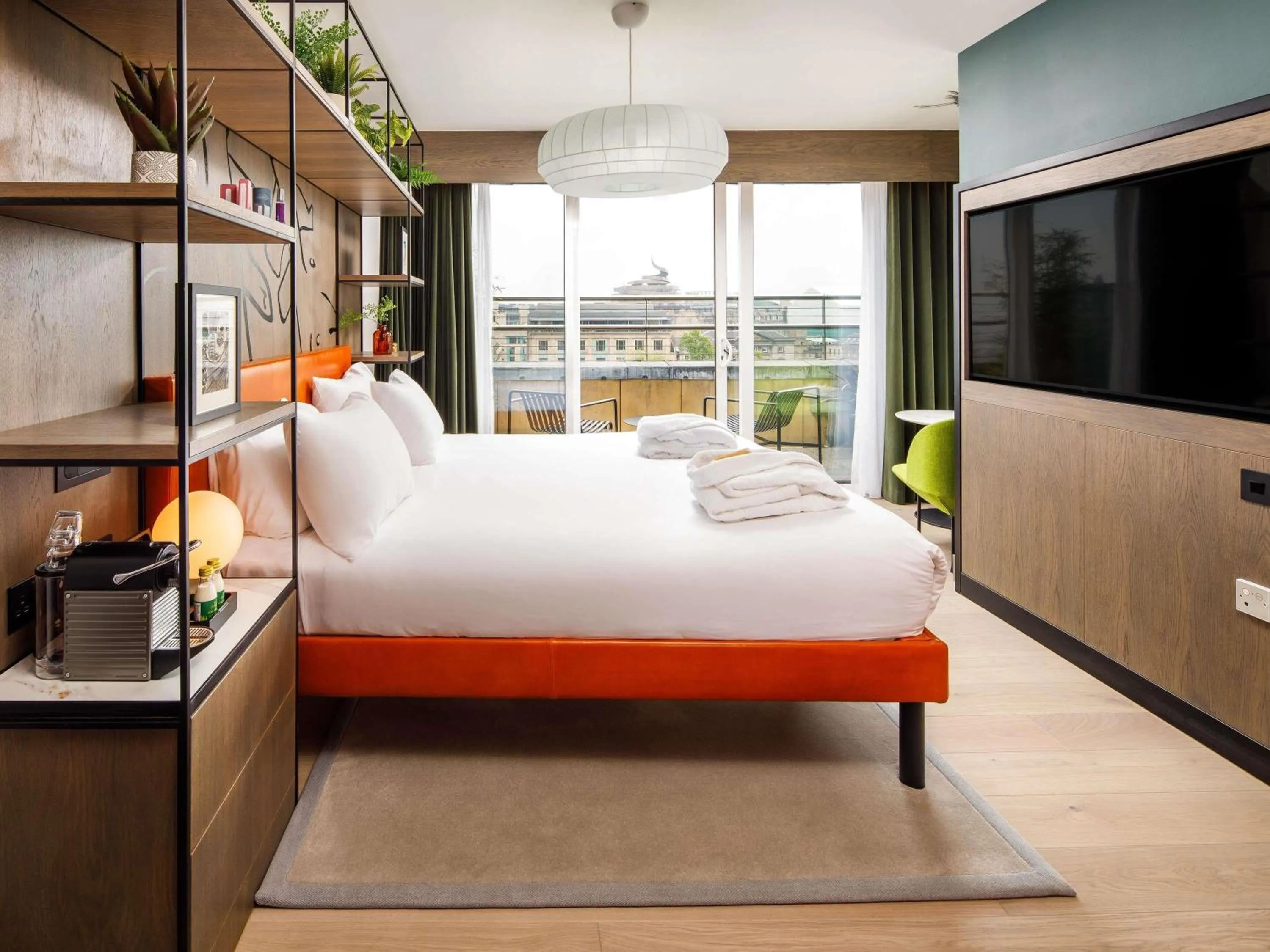 Bedroom, Bed in ibis Styles Edinburgh St Andrew Square