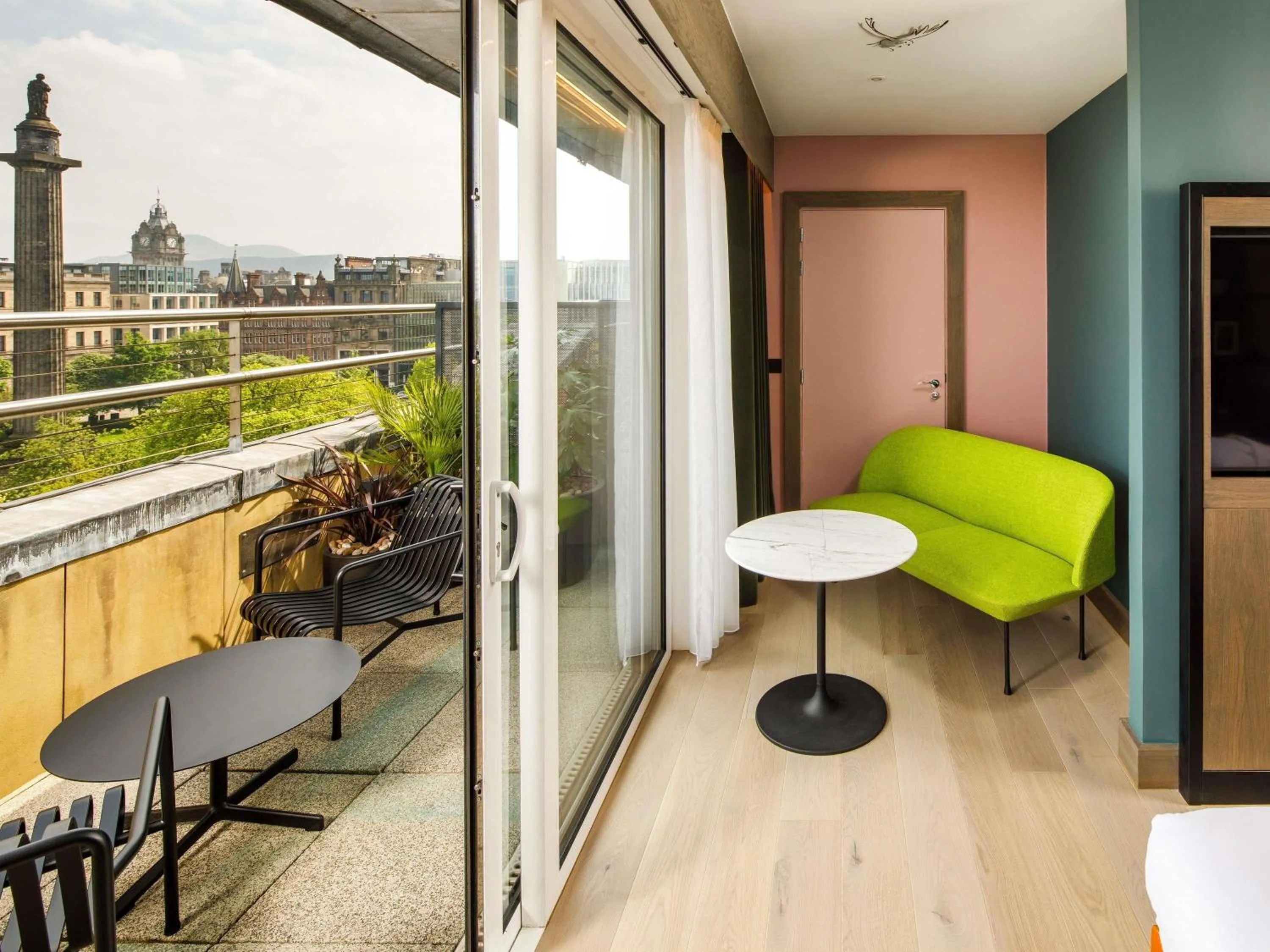 Bedroom in ibis Styles Edinburgh St Andrew Square